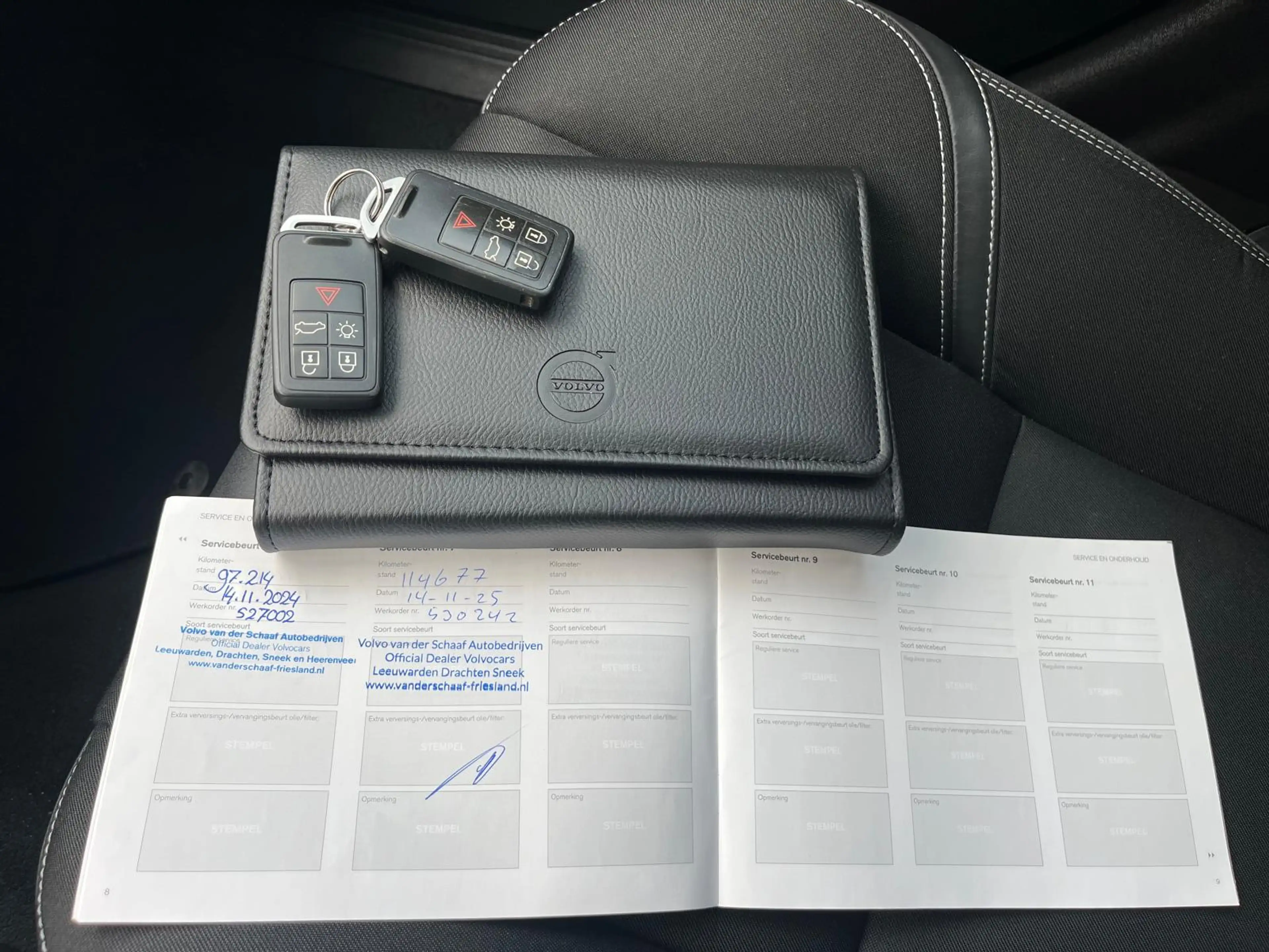 Volvo V40 2.0 T2 — photo 18