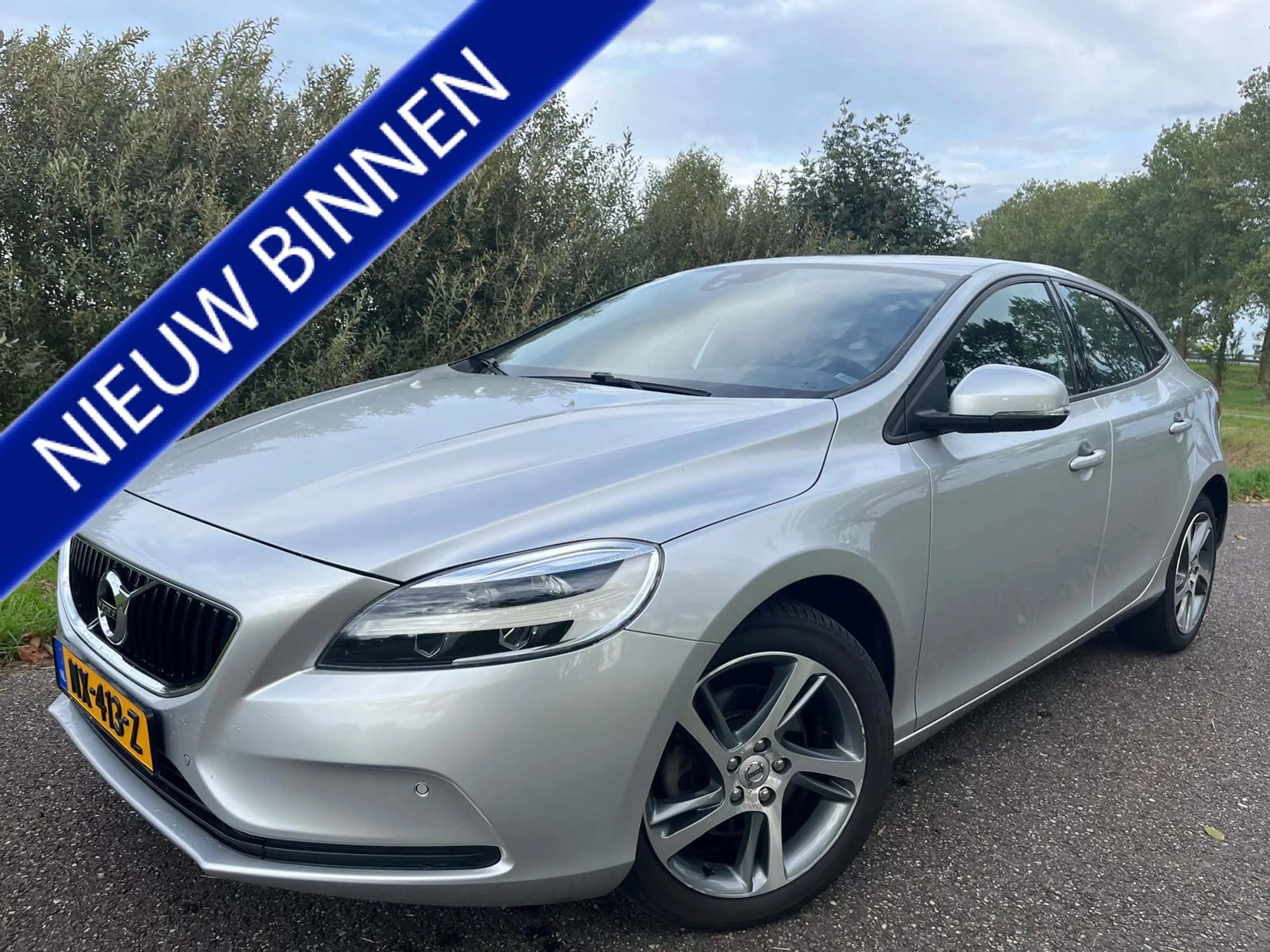 Volvo V40 2.0 T2