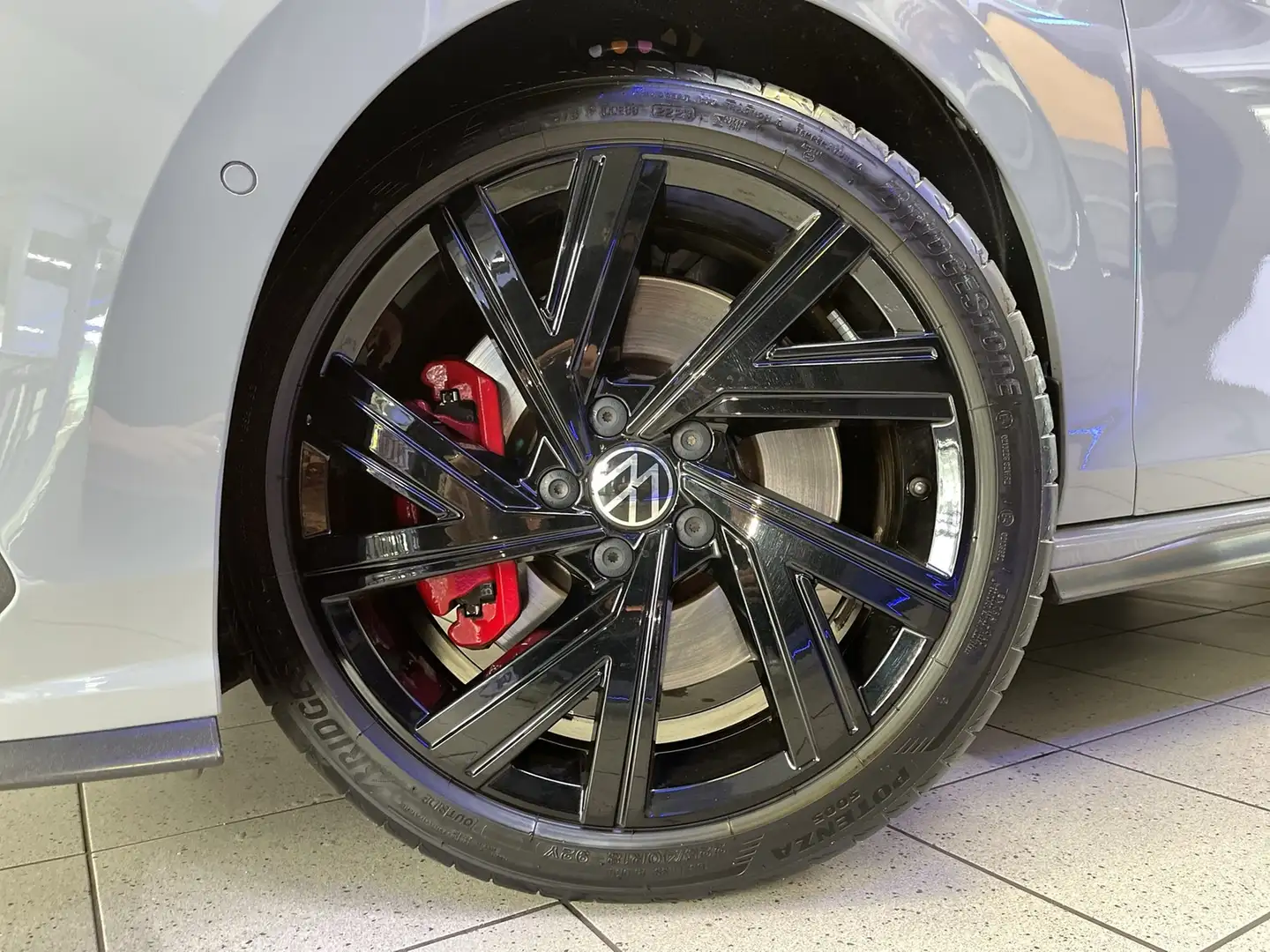 Volkswagen Golf GTI 2.0 TSI DSG MATRIX-LED+KAMERA+NAVI+ACC Grau - 2