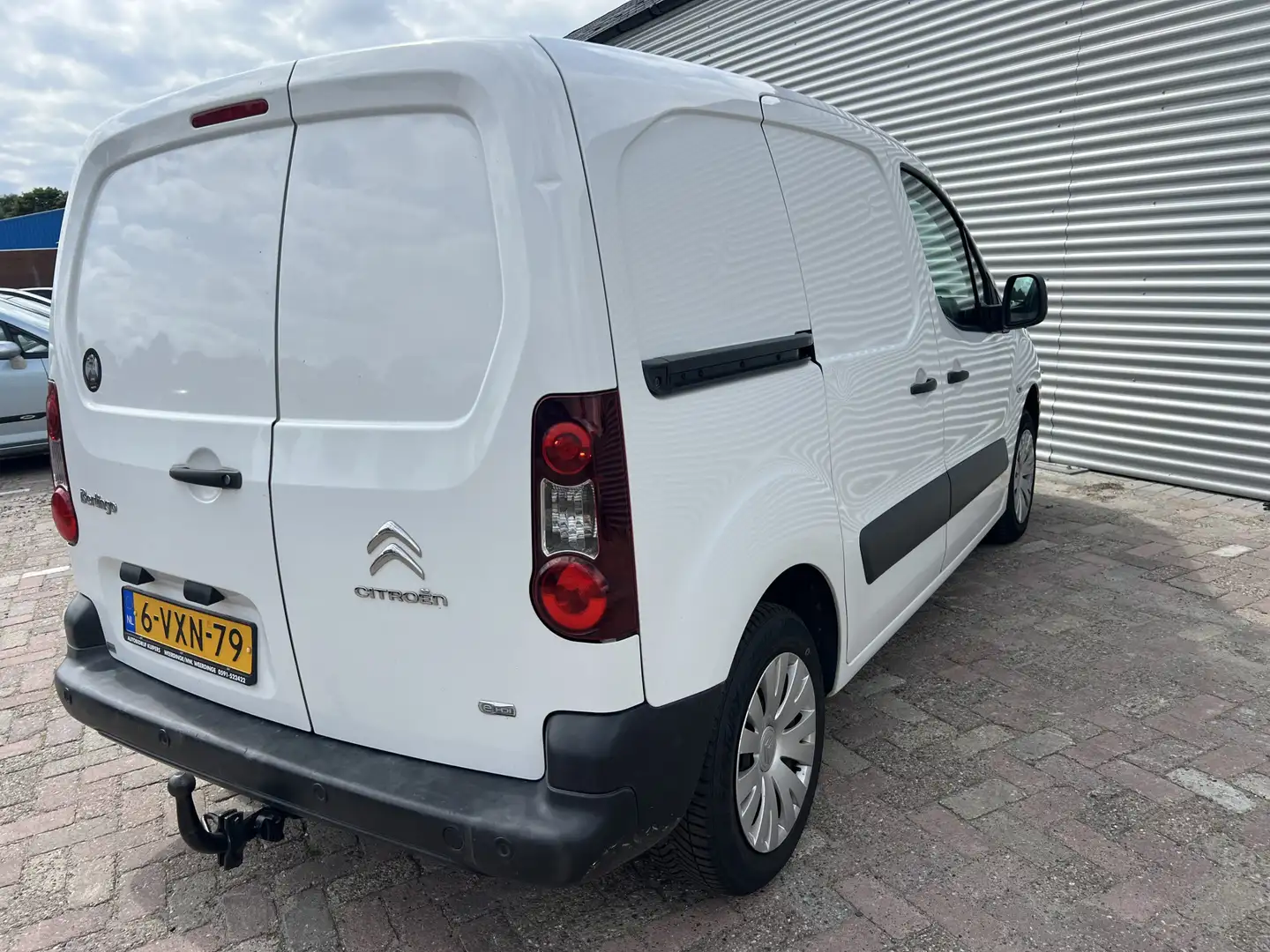 Citroen Berlingo 1.6 e-HDI 500 Club Economy | Nieuw Binnen | Automa Wit - 2