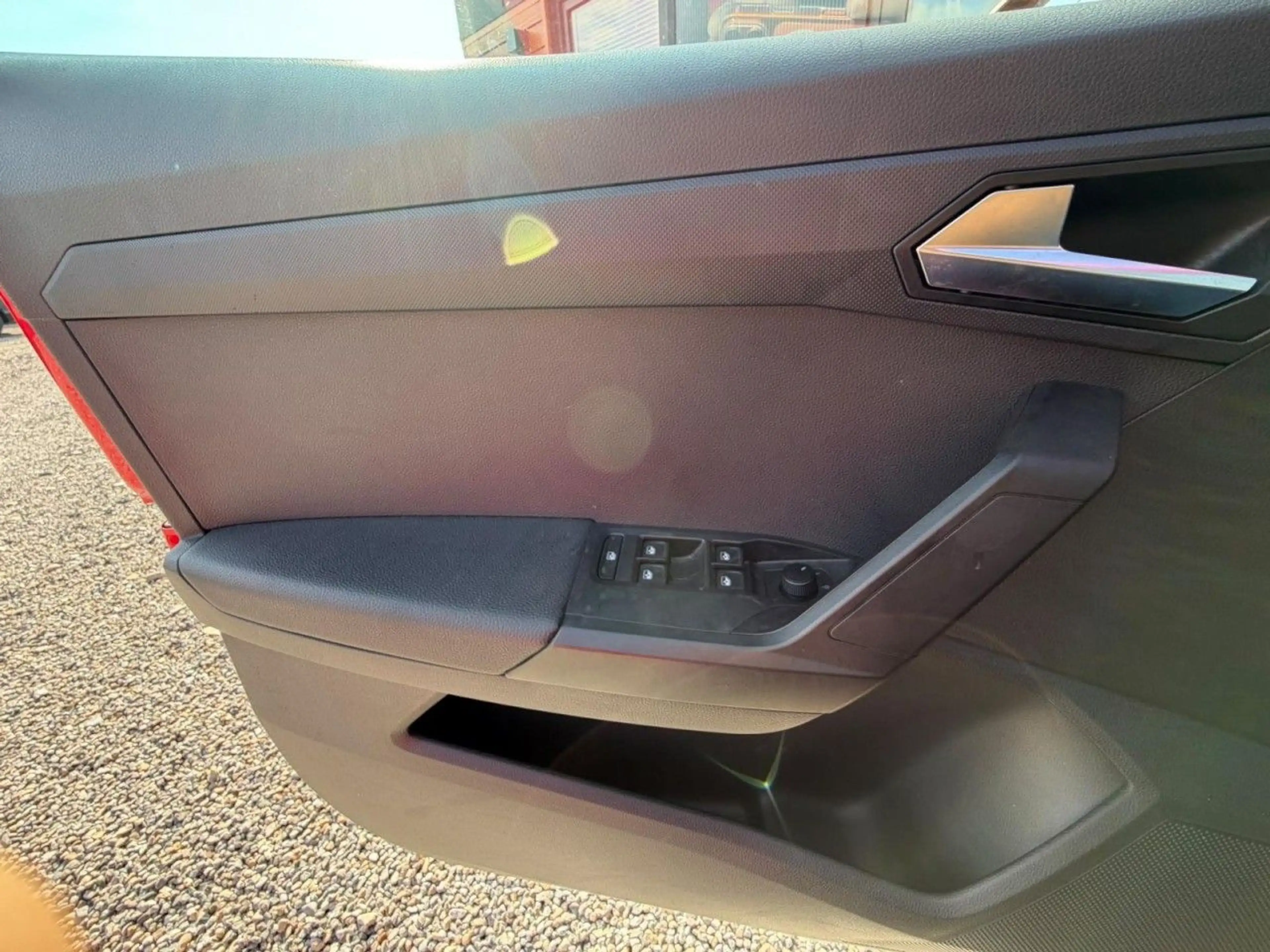 SEAT Arona Style 1.0 TGI PDC KLIMA DAB LED TEMP. — photo 13