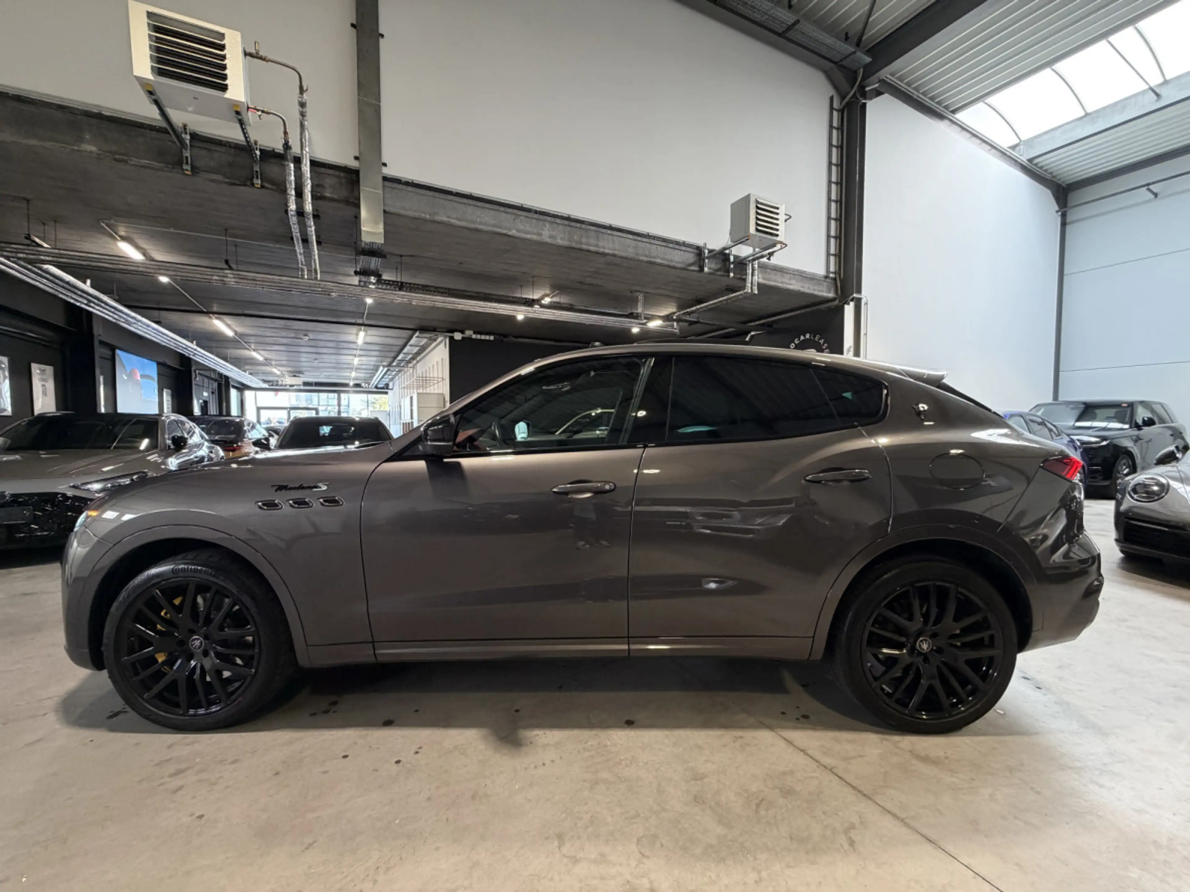 Maserati Levante Levante Modena S 3.0 V6 /PANO/ACC/360°/LUFT/Harman — photo 6
