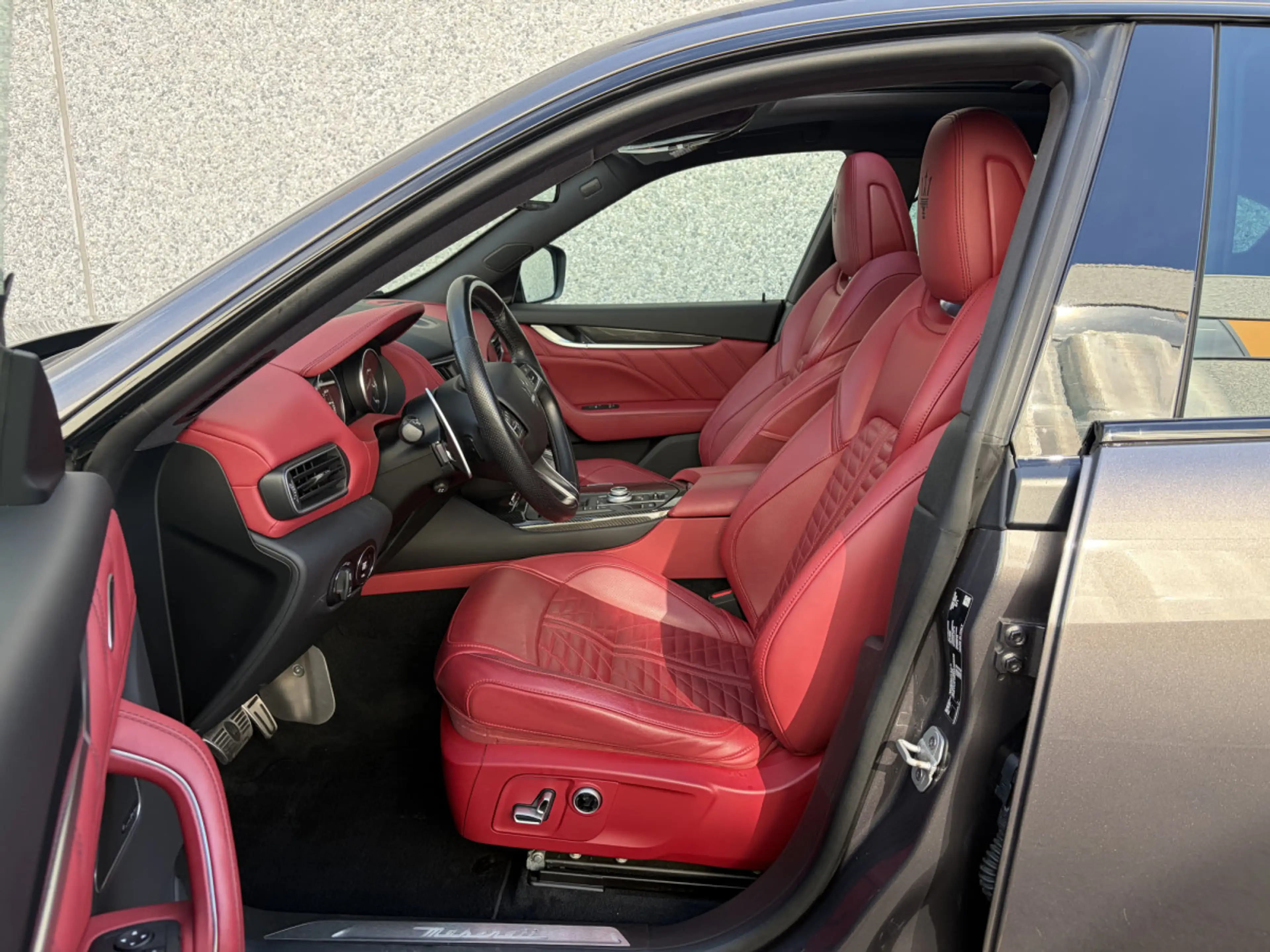 Maserati Levante Levante Modena S 3.0 V6 /PANO/ACC/360°/LUFT/Harman — photo 14