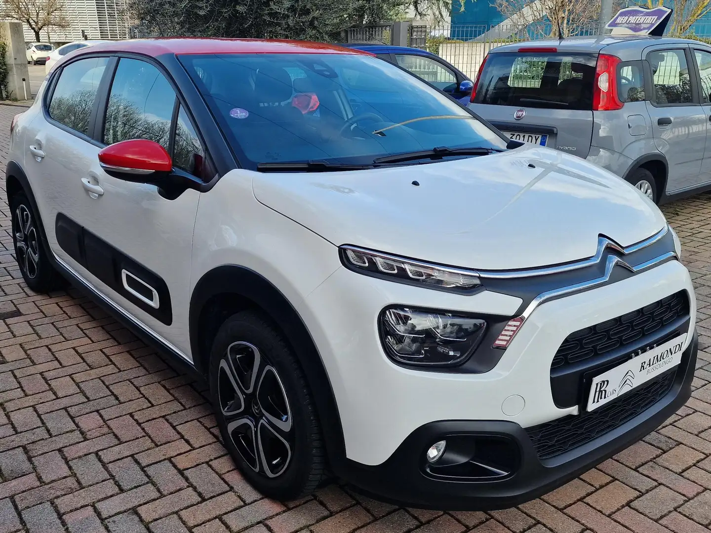 Citroen C3 1.2 puretech Shine s Per Neopatentati Blanc - 1
