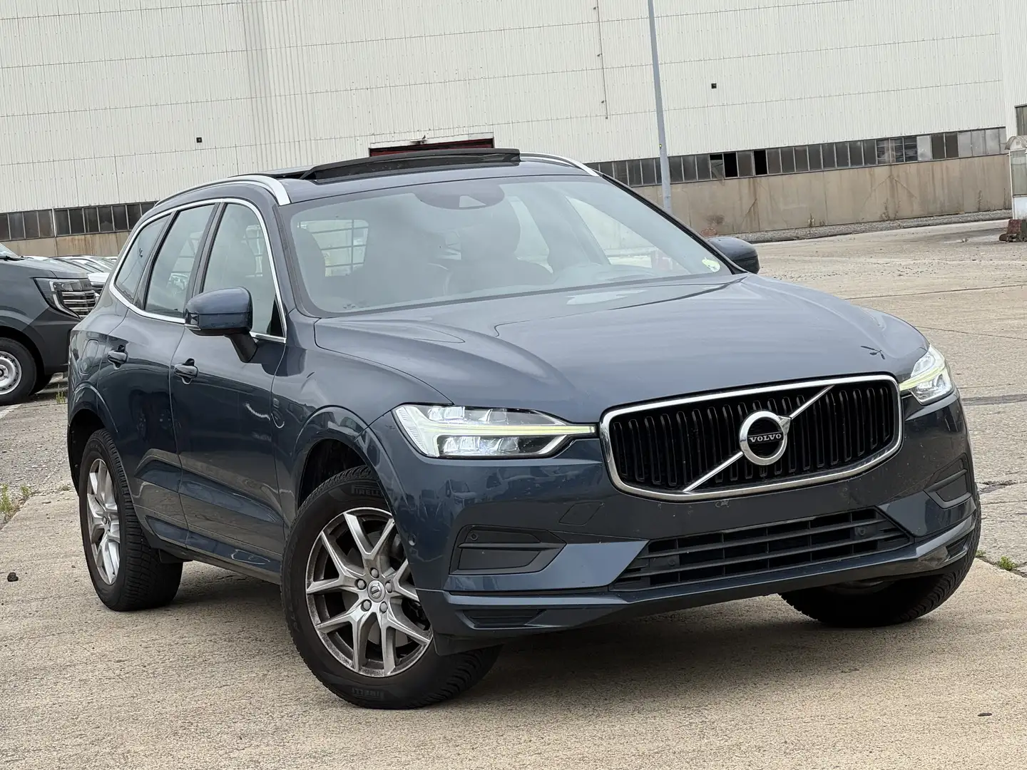 Volvo XC60 2.0 D4 AWD/BOITE AUTO/FULLOPTIONS/1PROP CARNET Blauw - 2