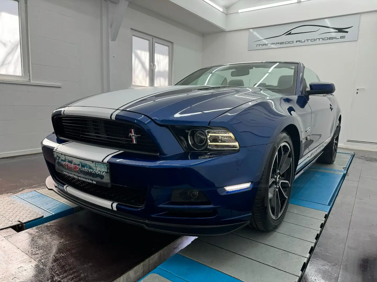 Ford Mustang 5.0 V8 GT Pony Cabrio/California Spezial Azul - 2