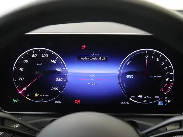 Mercedes-Benz C-Class view 12