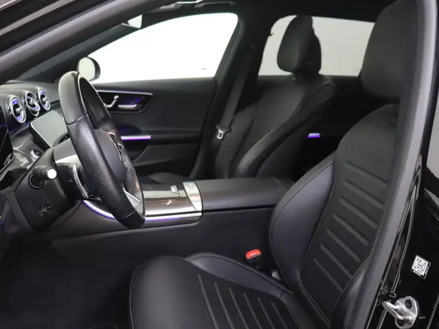 Mercedes-Benz C-Class view 11