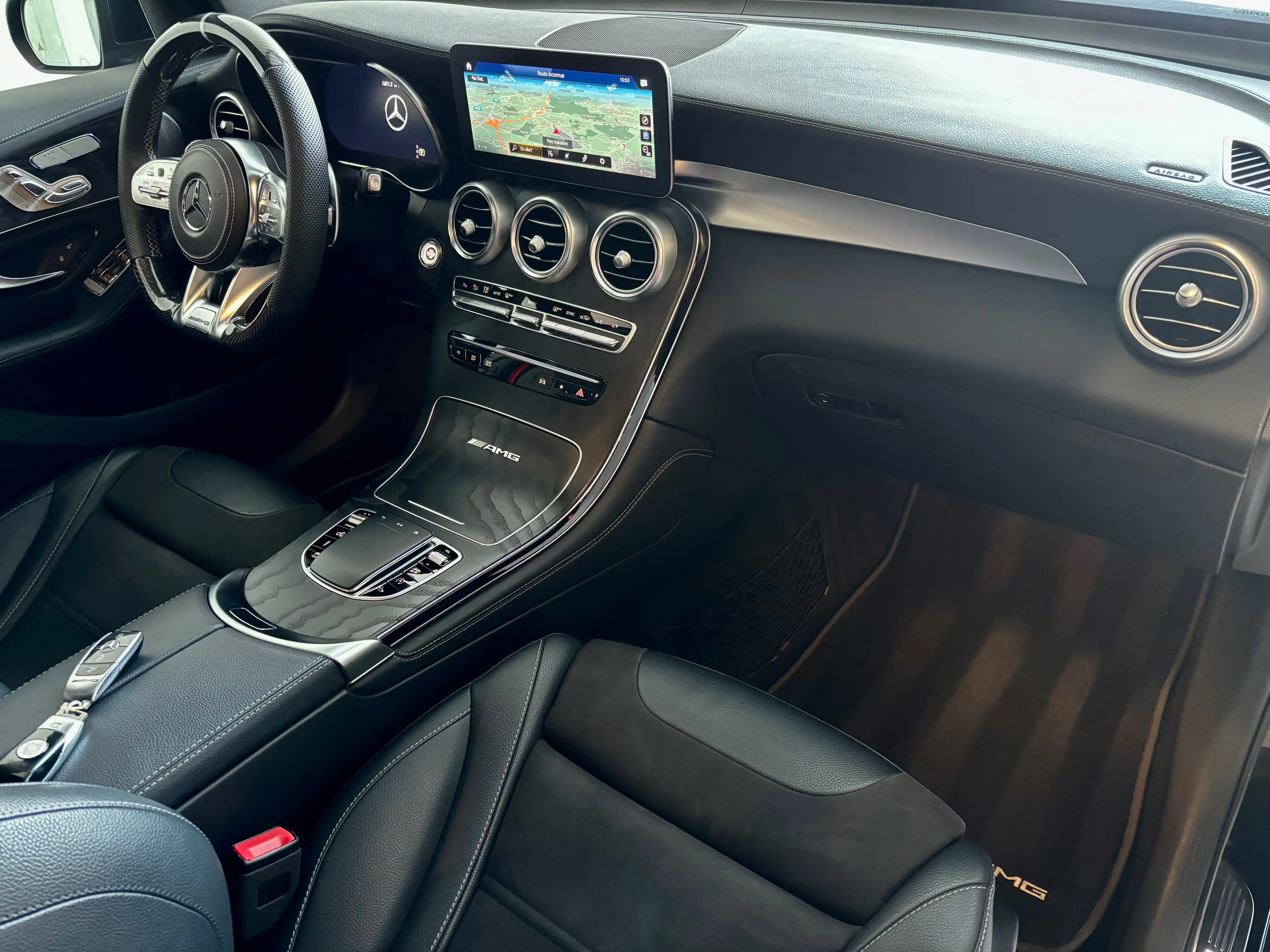 Mercedes-Benz GLC 63 AMG 4 Matic+ AMG Speedshift * Pano-360°-Burmester * — photo 15