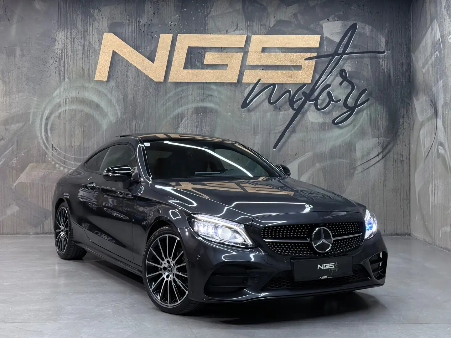 Mercedes-Benz C 200 AMG LINE BURMESTER PANORAMA DIGITALESCKP AMBIENTEB Grau - 1