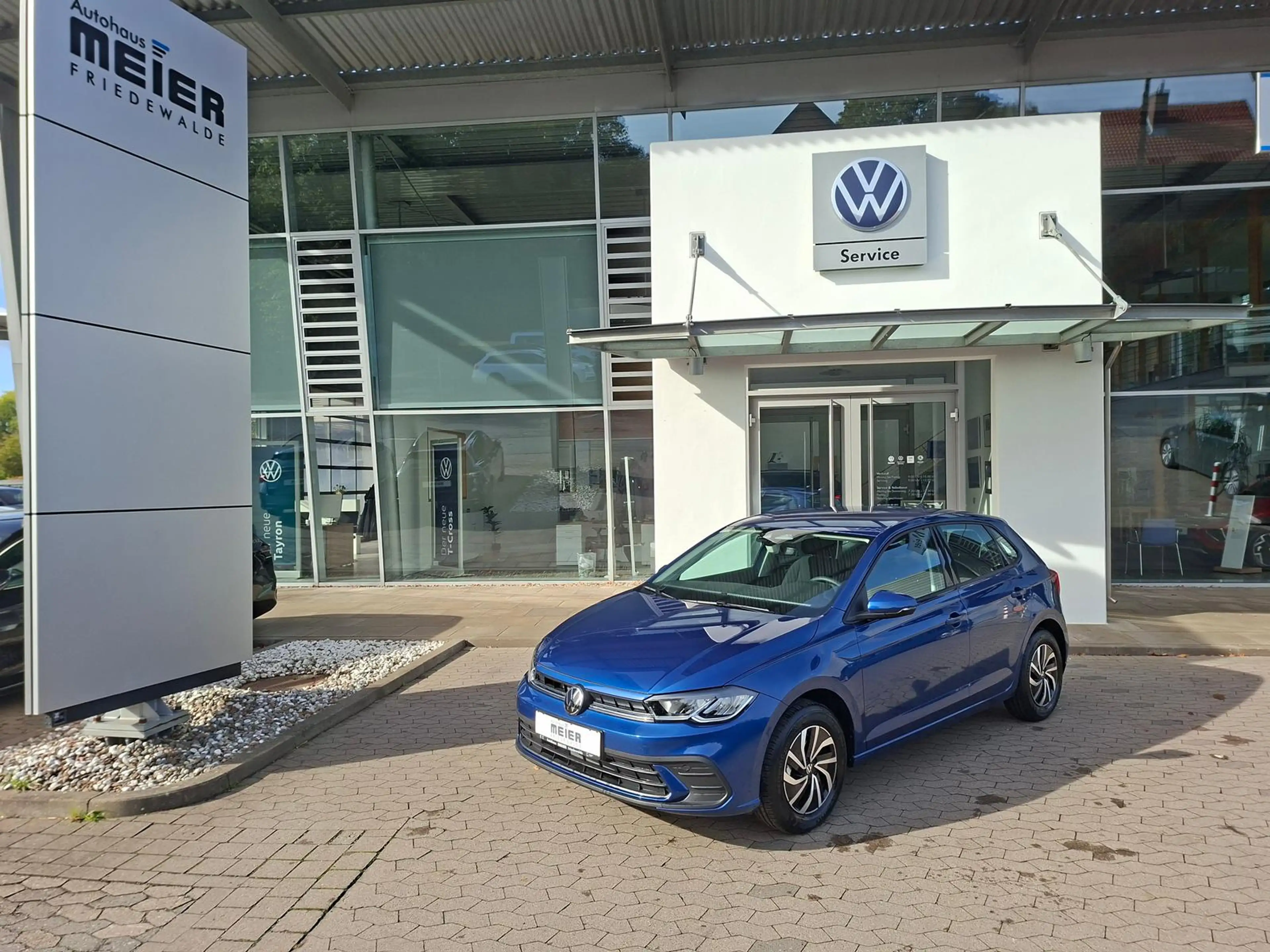 Volkswagen Polo Life 1.0TSI DSG Sitzheizung Tempomat APP — photo 2