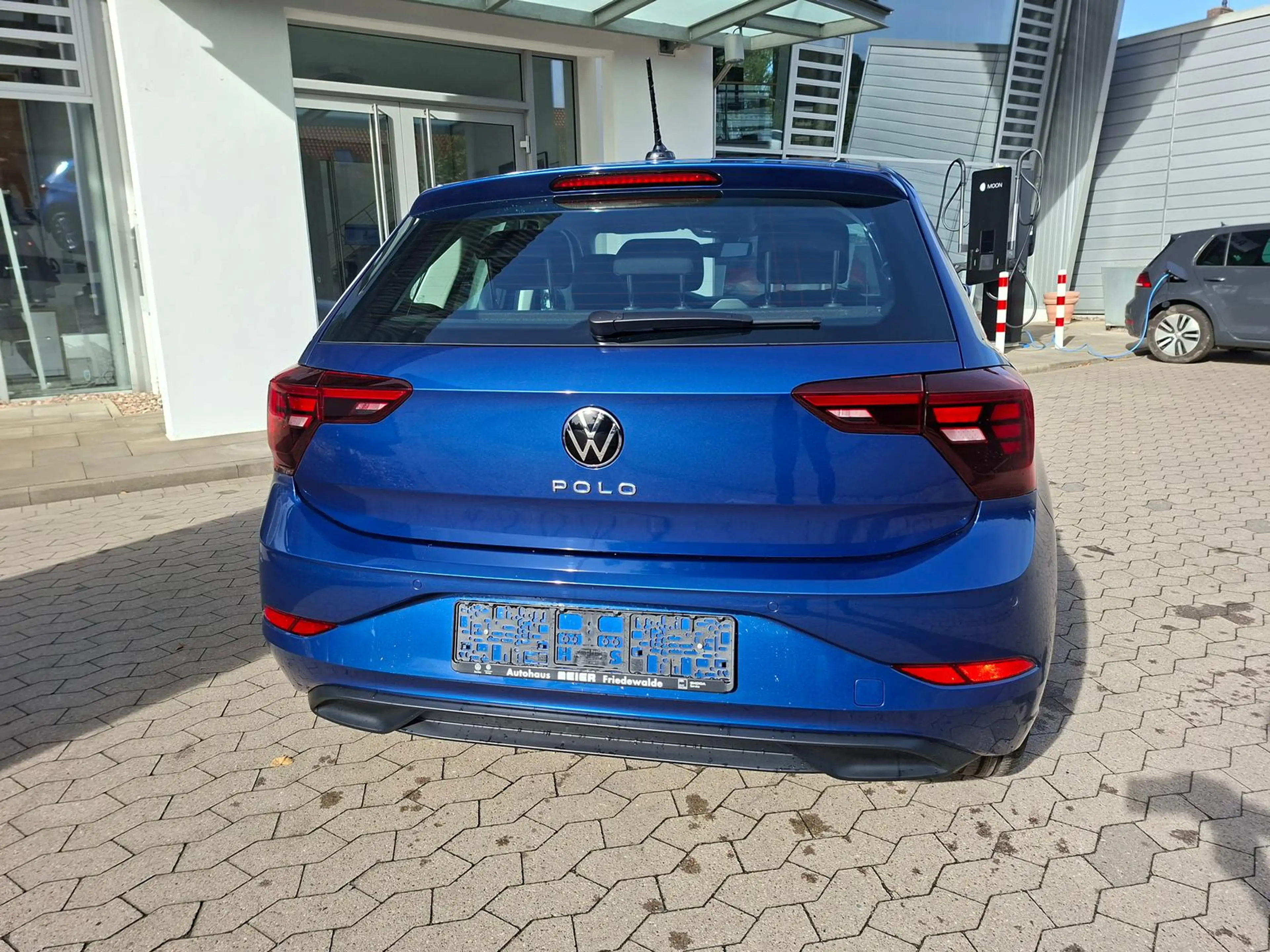 Volkswagen Polo Life 1.0TSI DSG Sitzheizung Tempomat APP — photo 7