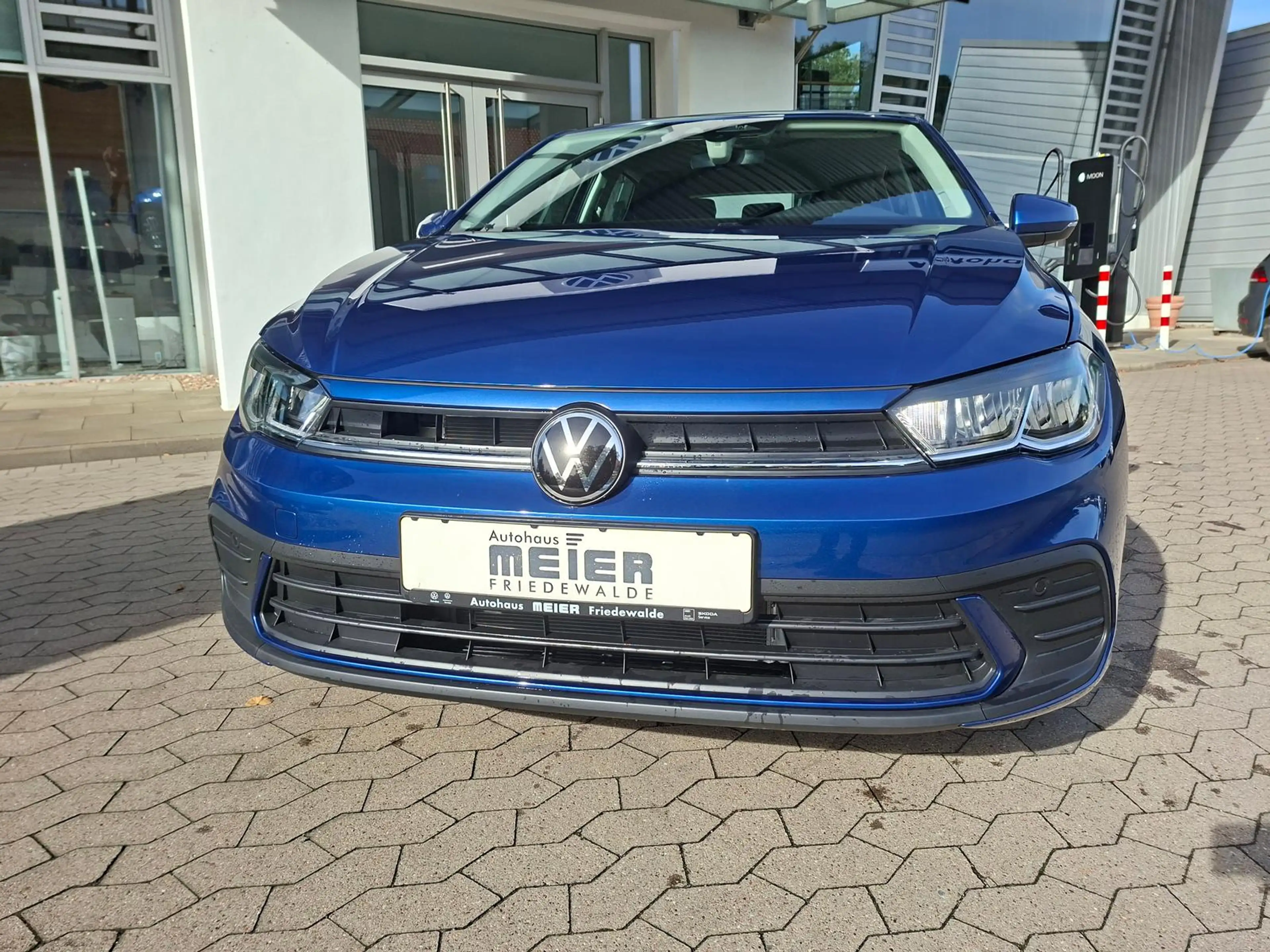 Volkswagen Polo Life 1.0TSI DSG Sitzheizung Tempomat APP — photo 3