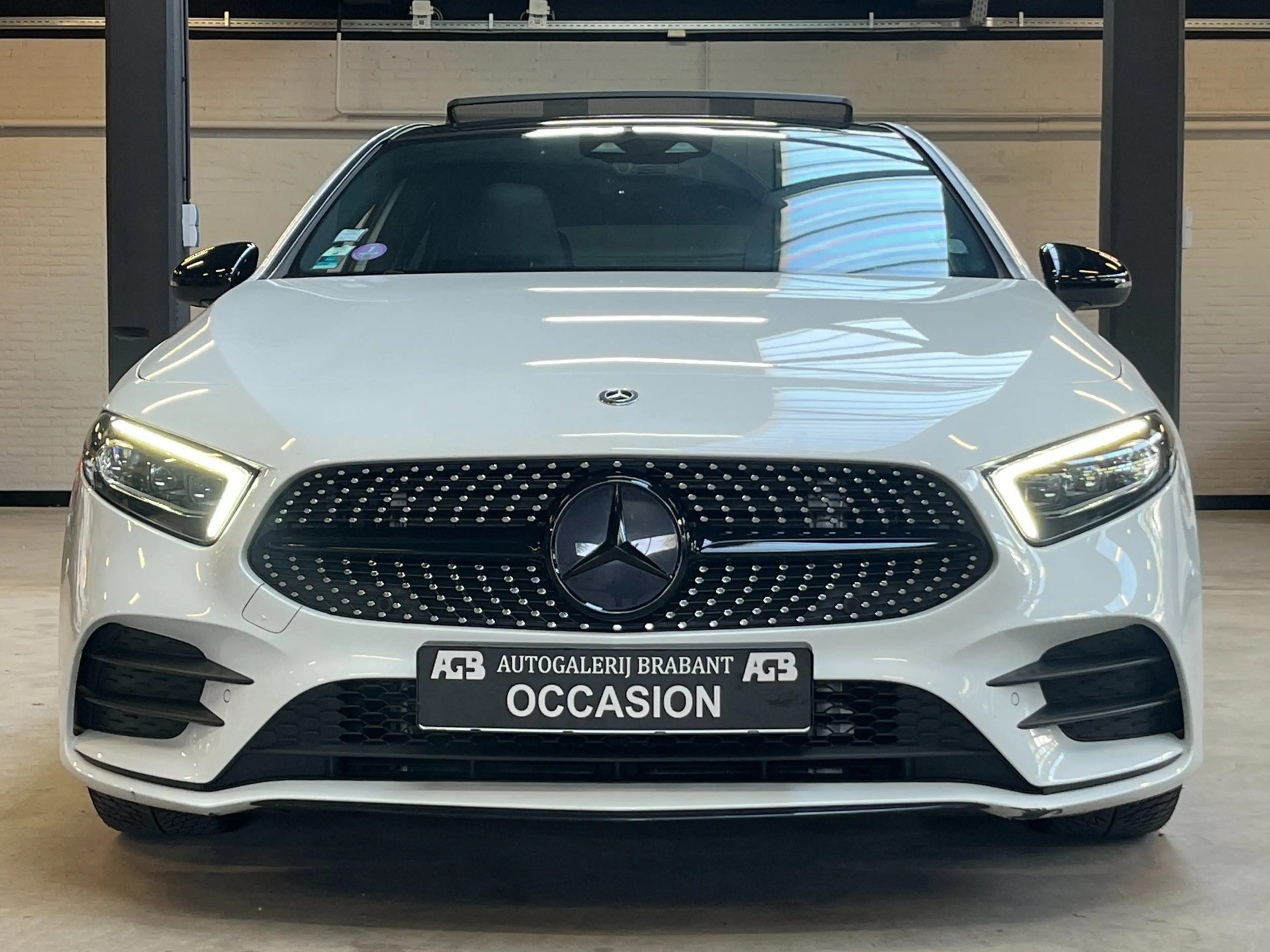 Mercedes-Benz A 200 Business Solution AMG Pano/Carplay/Camera/Sfeerver — photo 8