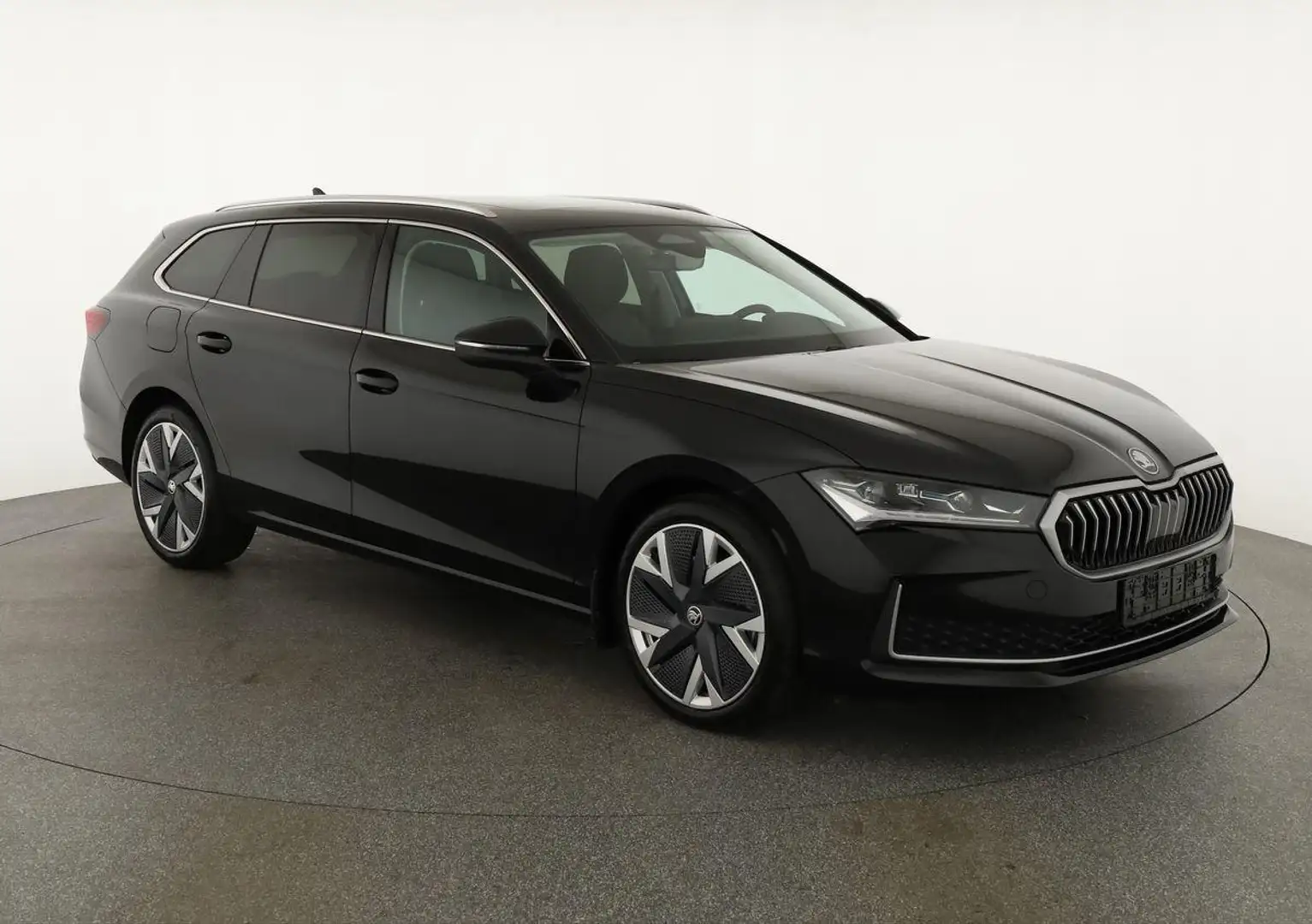 Skoda Superb Combi 2.0 TDI 142 kW 4x4 Selection DSG Selectio... Schwarz - 1