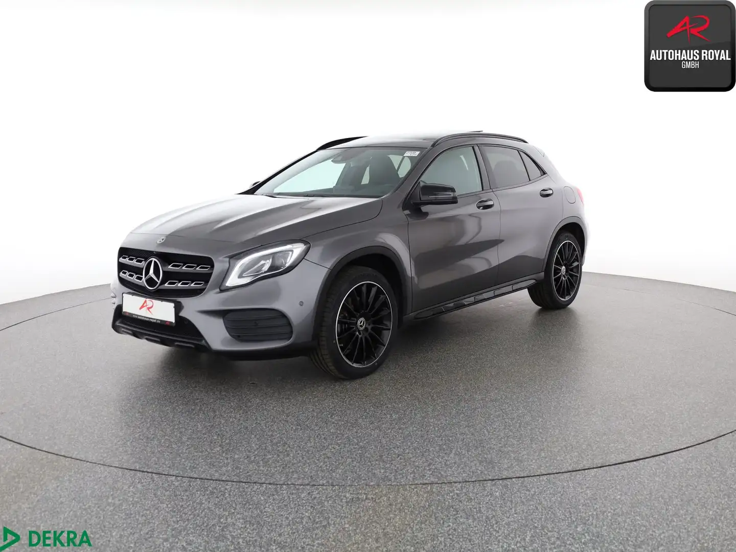 Mercedes-Benz GLA 220 GLA 220 4M AMG NIGHTPAKET PANO,360GRAD,TOTWINKEL Gris - 1