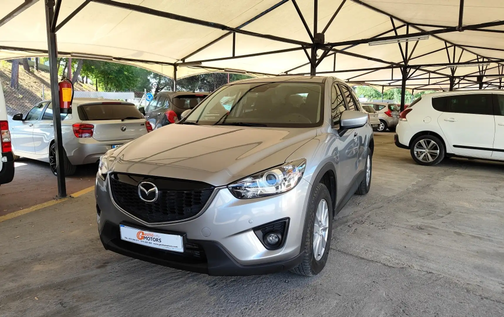 Mazda CX-5 2.2DE Luxury + Navegador 4WD Plateado - 1