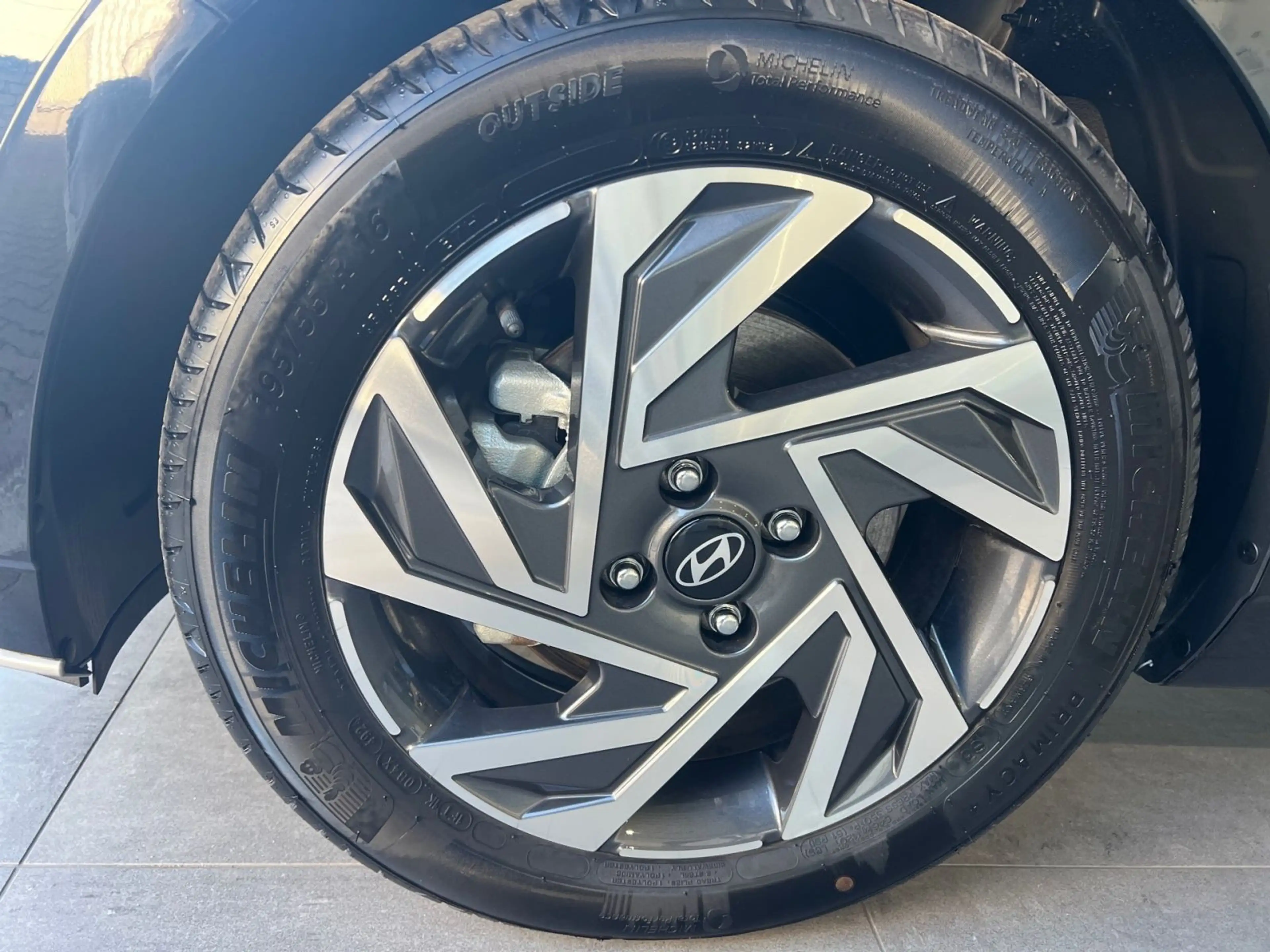 Hyundai i20 1.0 T-GDI Trend Komfort BOSE — photo 11
