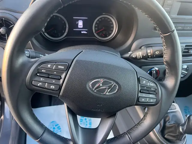 Hyundai i10 view 13