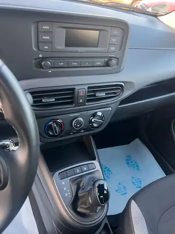 Hyundai i10 view 14