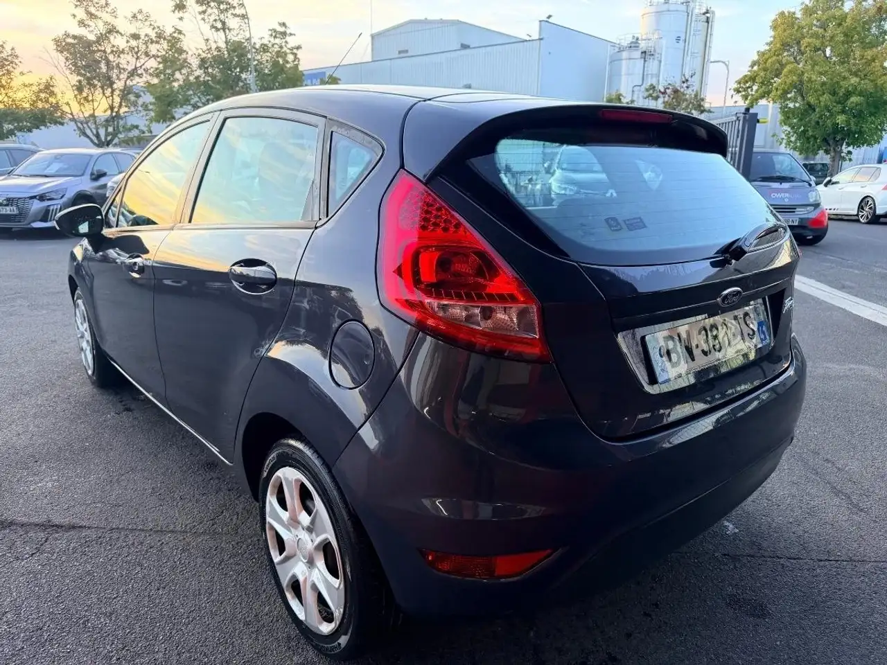 Ford Fiesta 5 portes — photo 8