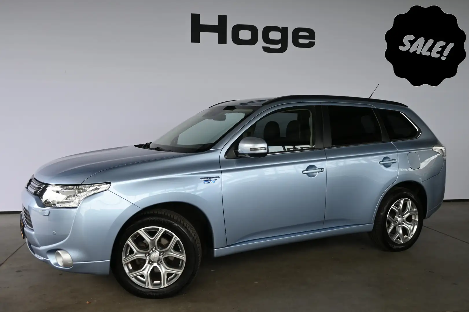 Mitsubishi Outlander 2.0 PHEV Instyle+ Navigatie Cruise controle Climat Blauw - 1