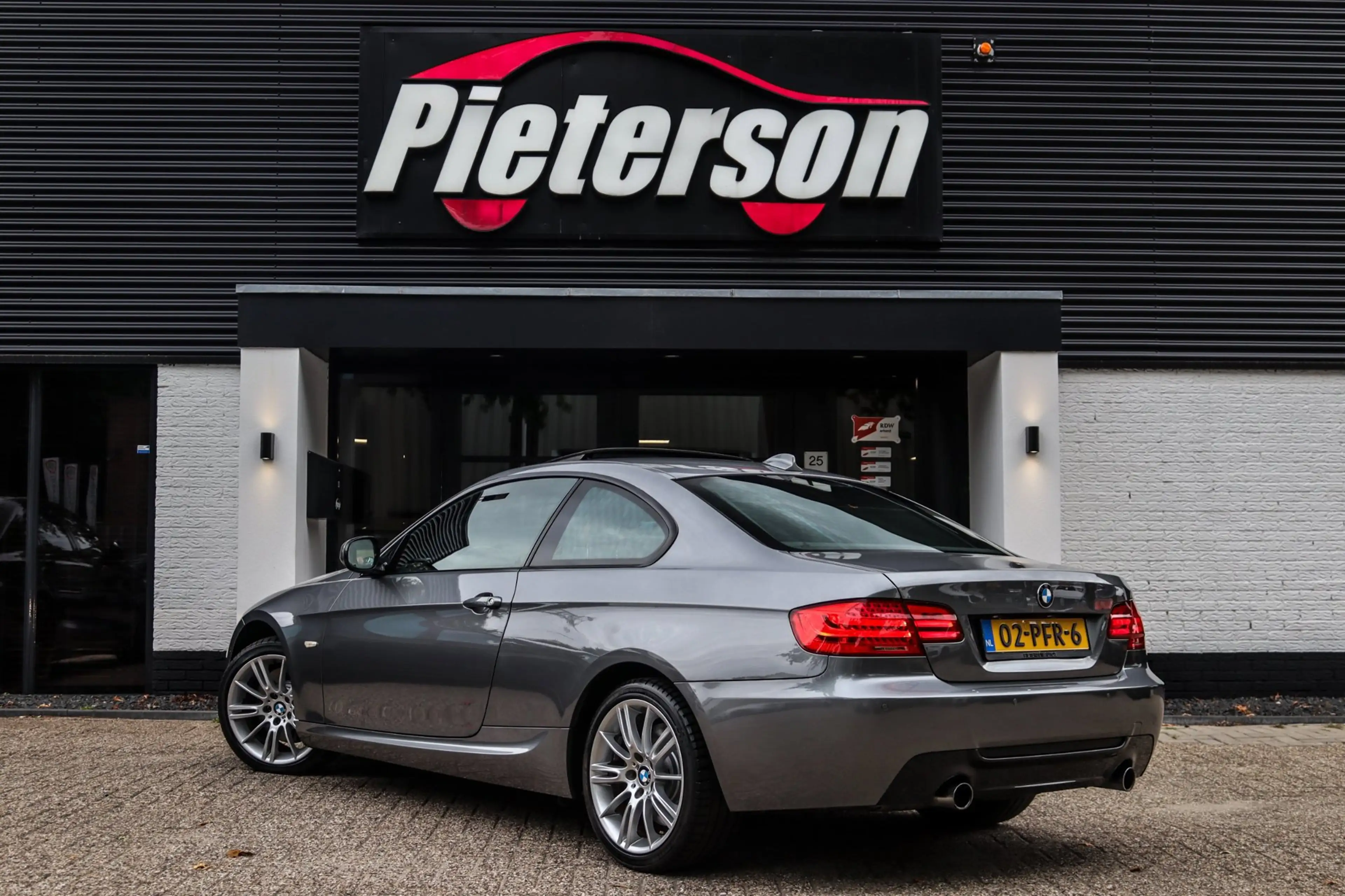 BMW 335 3-serie Coupé 335xi M-Pakket PANO H&K NAP ACC DAB+ — photo 8