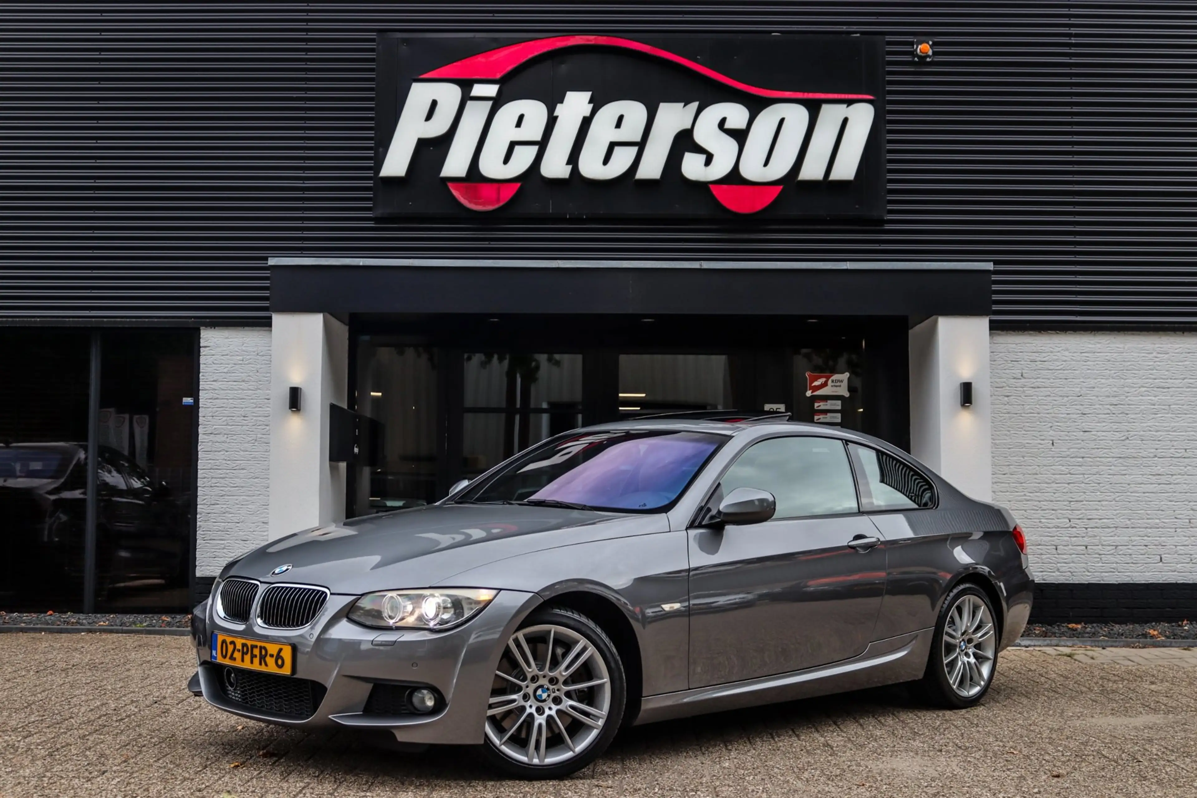 BMW 335 3-serie Coupé 335xi M-Pakket PANO H&K NAP ACC DAB+ — photo 5