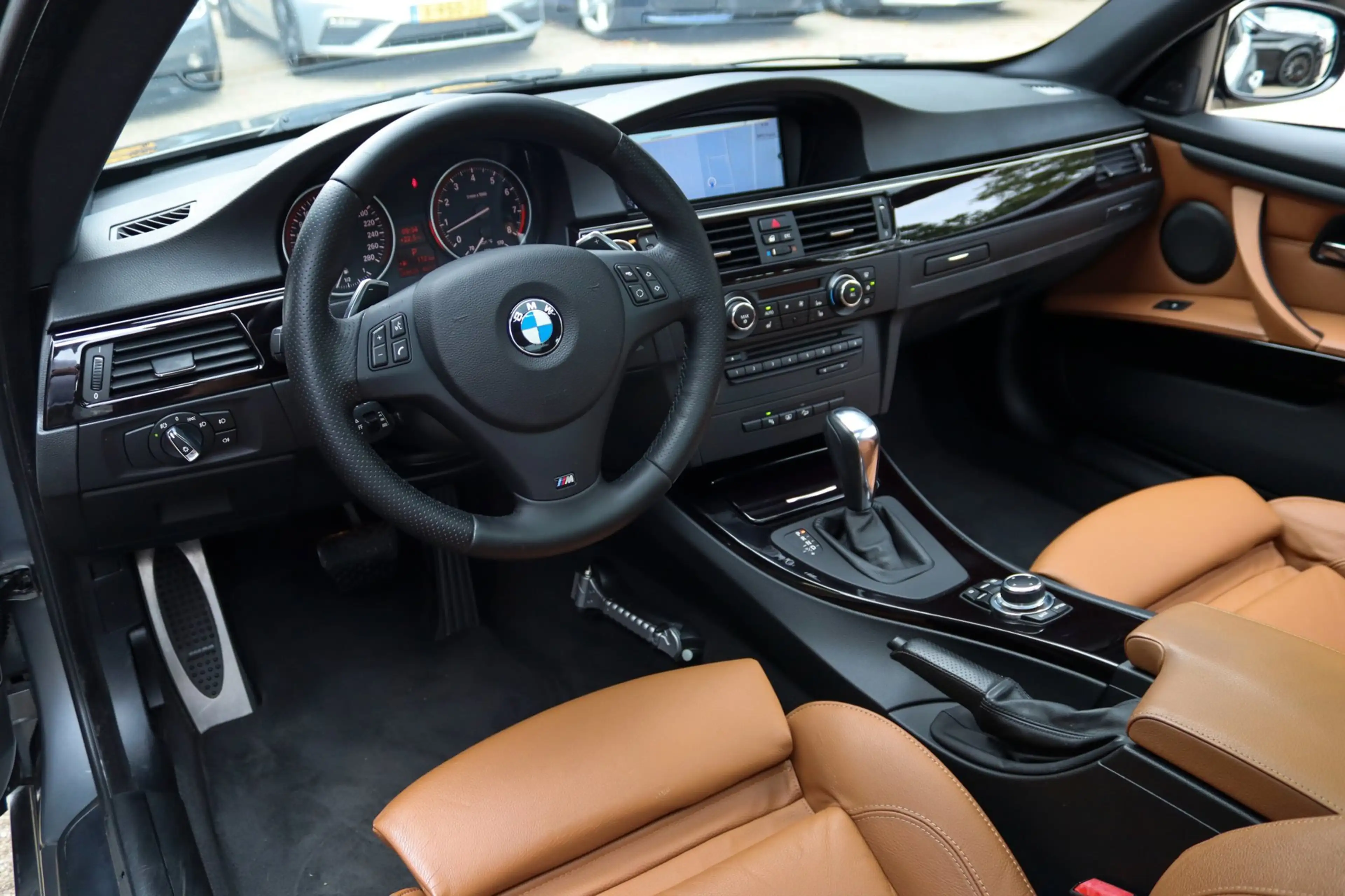 BMW 335 3-serie Coupé 335xi M-Pakket PANO H&K NAP ACC DAB+ — photo 11