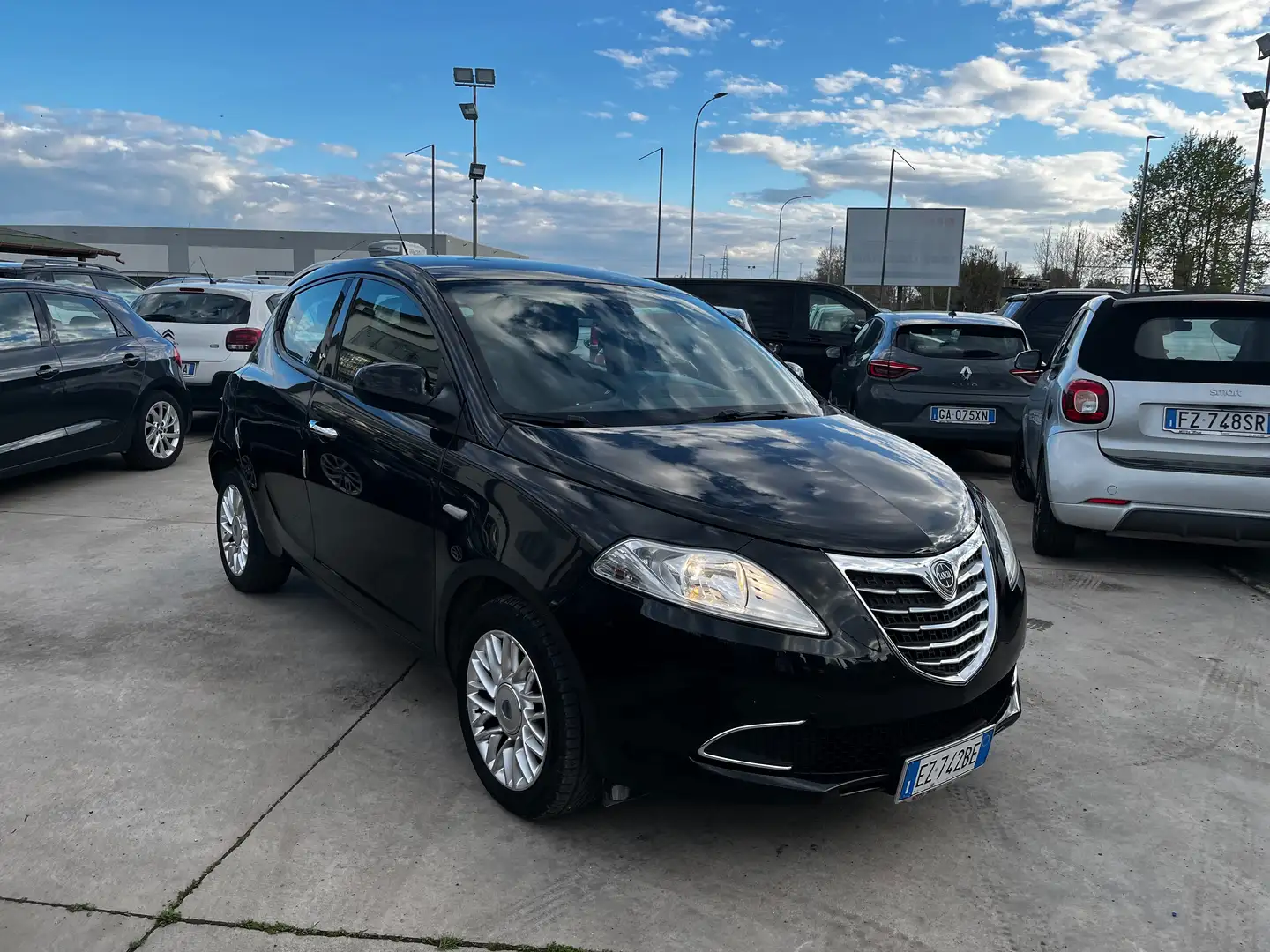 Lancia Ypsilon Ypsilon 1.3 mjt Gold c/CL s - 1