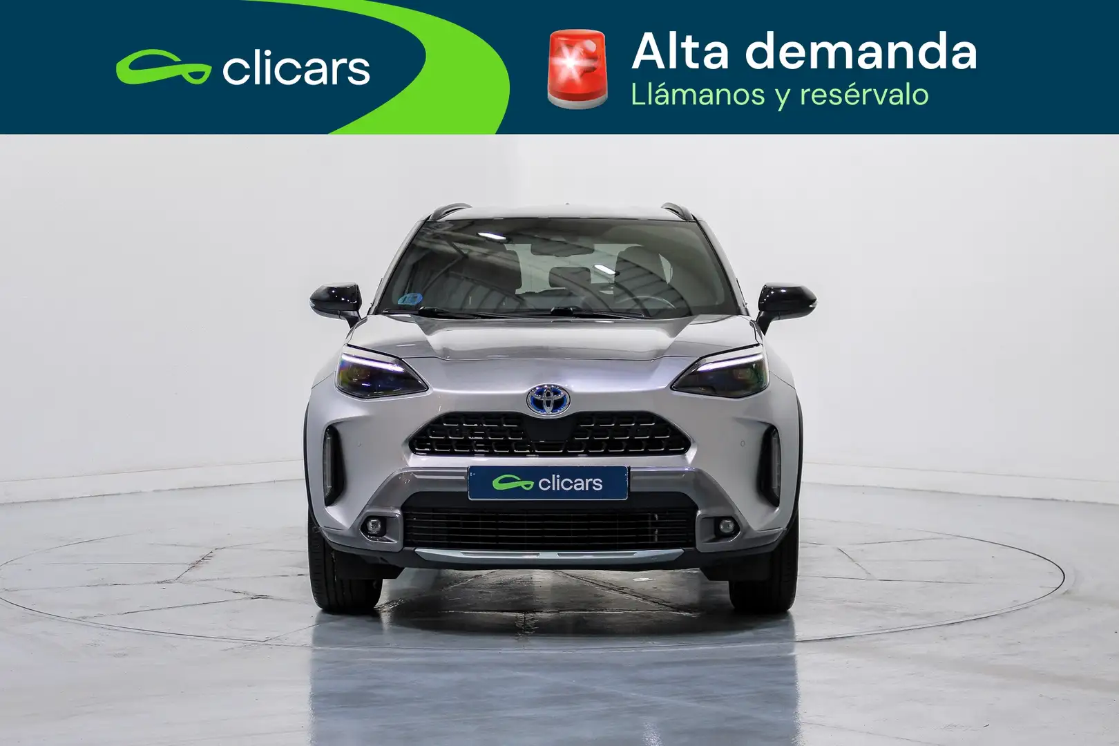 Toyota Yaris Cross 120H Adventure Gris - 2
