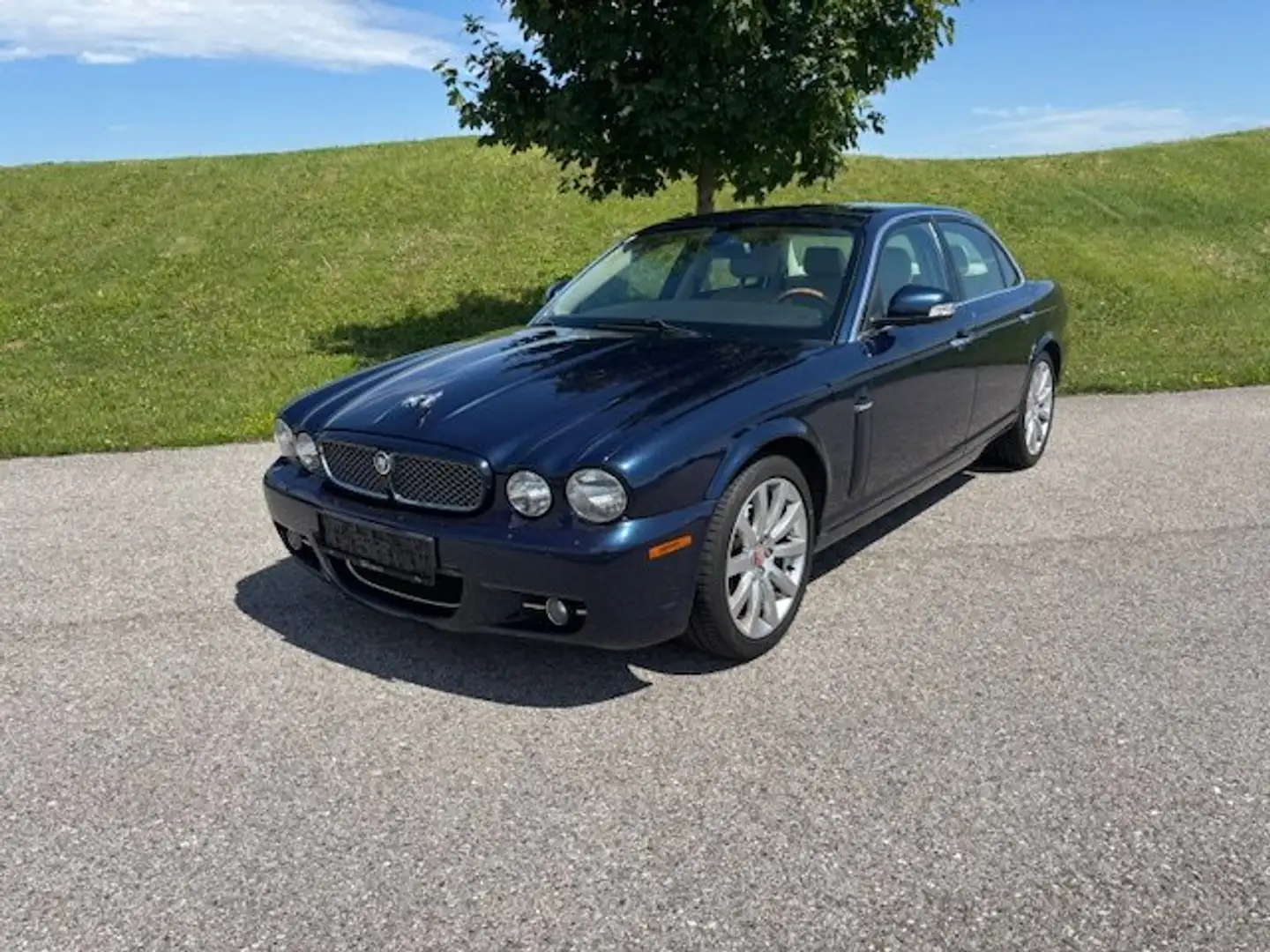 Jaguar XJ XJ 2,7 V6 Ds. Executive Aut. Executive Blauw - 2