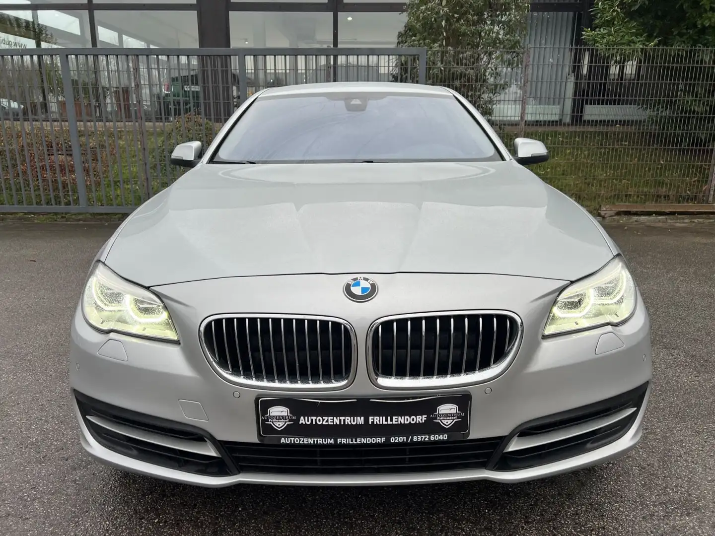 BMW 530 d Limousine HEAD UP/KAMERA/WINTERPAKET/LED!! Argintiu - 2