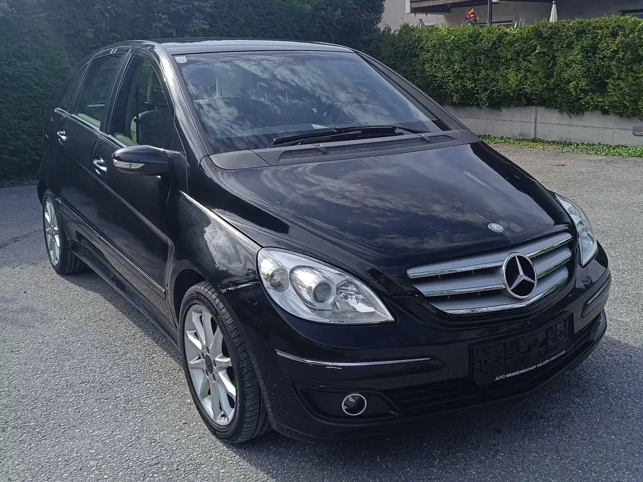 Mercedes-Benz B 170