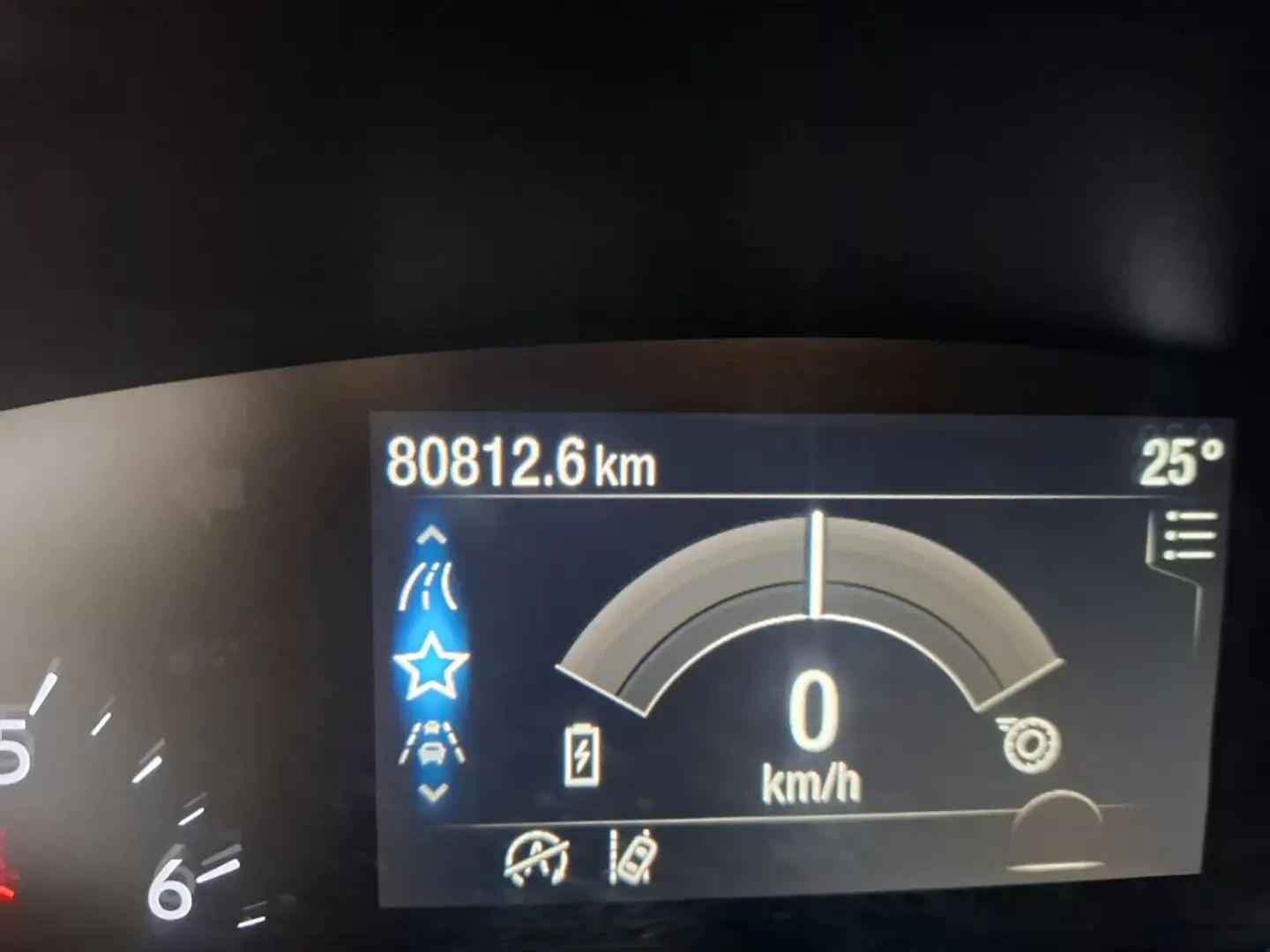 Ford Focus 1.0 Ecoboost MHEV 92kW ST-Line Bleu - 1