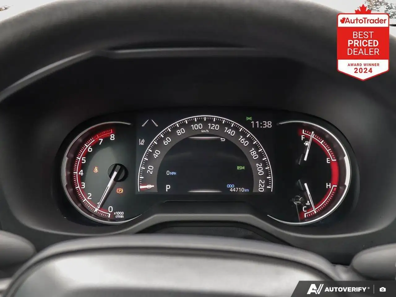 Toyota RAV 4 снимка Toyota RAV 4