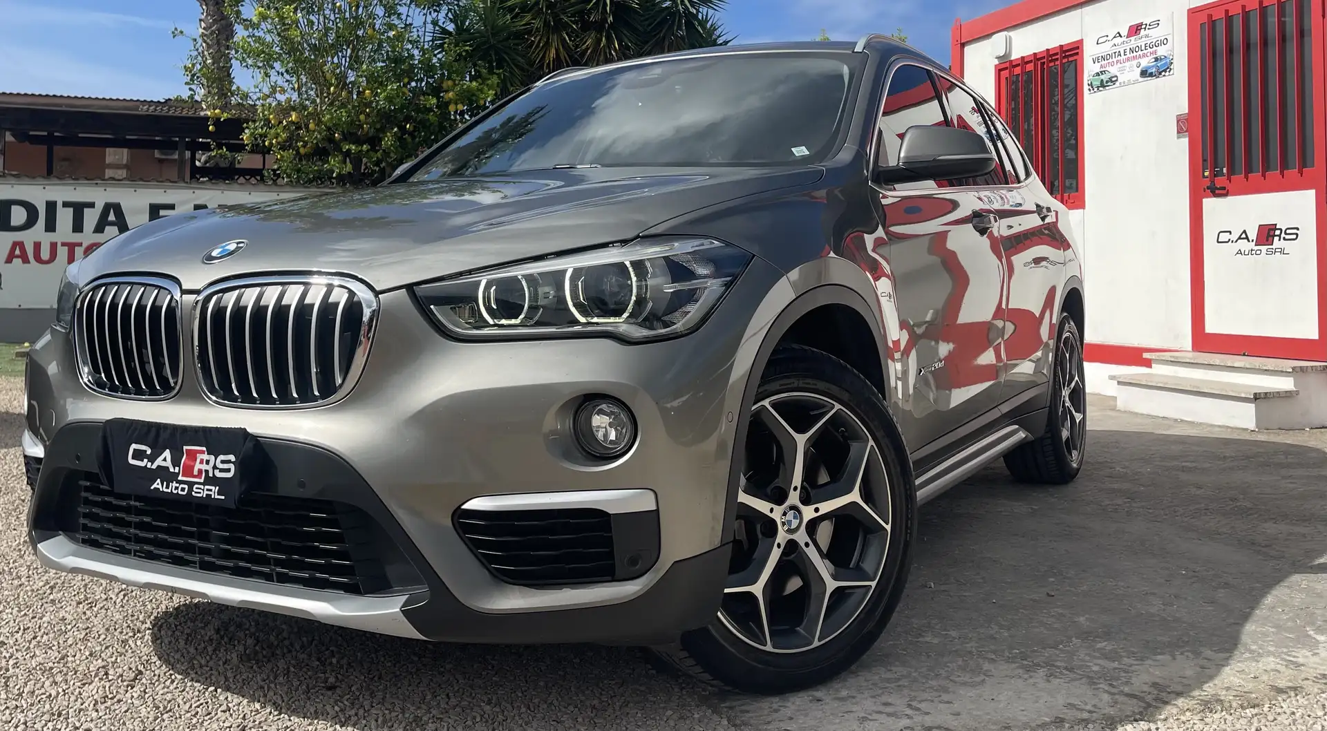 BMW X1 F48 20d xLine XDrive 2.0 TwinPower Turbo 190cv Grau - 1