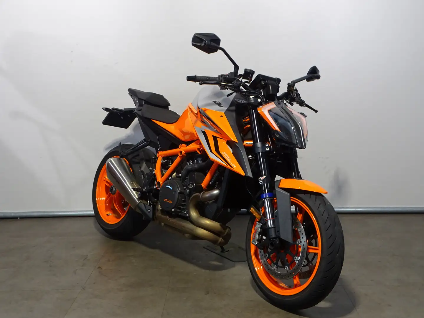 KTM 1290 Super Duke R SUPERDUKE EVO Naranja - 2