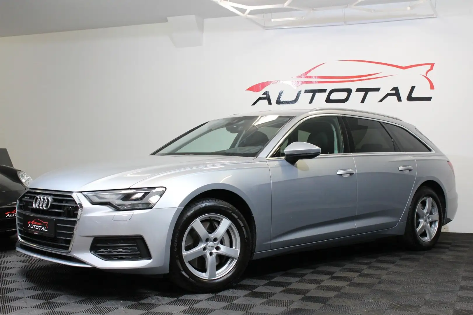 Audi A6 Avant 45 TDI quattro*3.0 TDI*HUP*Kamera*V6* Silber - 2