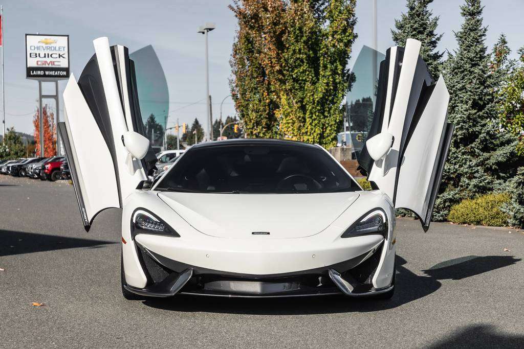 2017 McLaren 570
