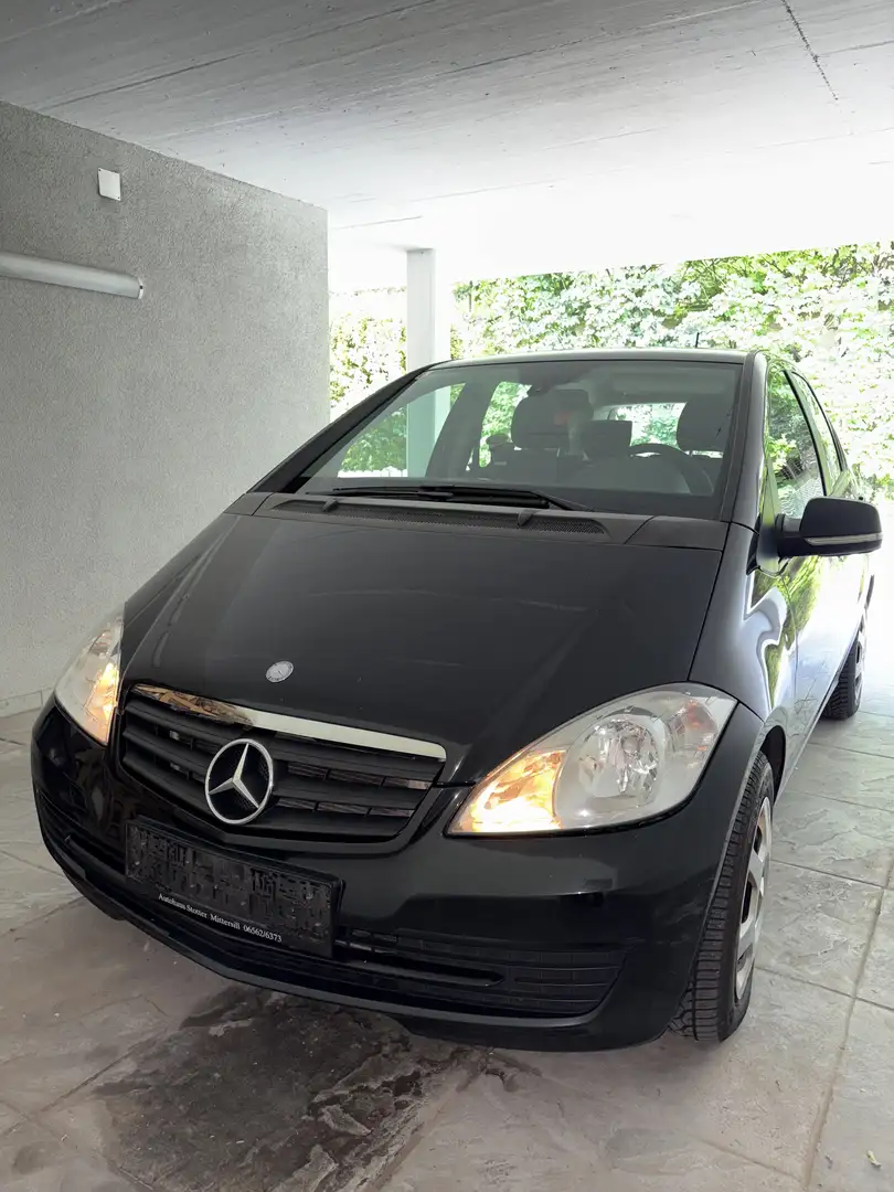 Mercedes-Benz A 150 Classic Aut. Schwarz - 1