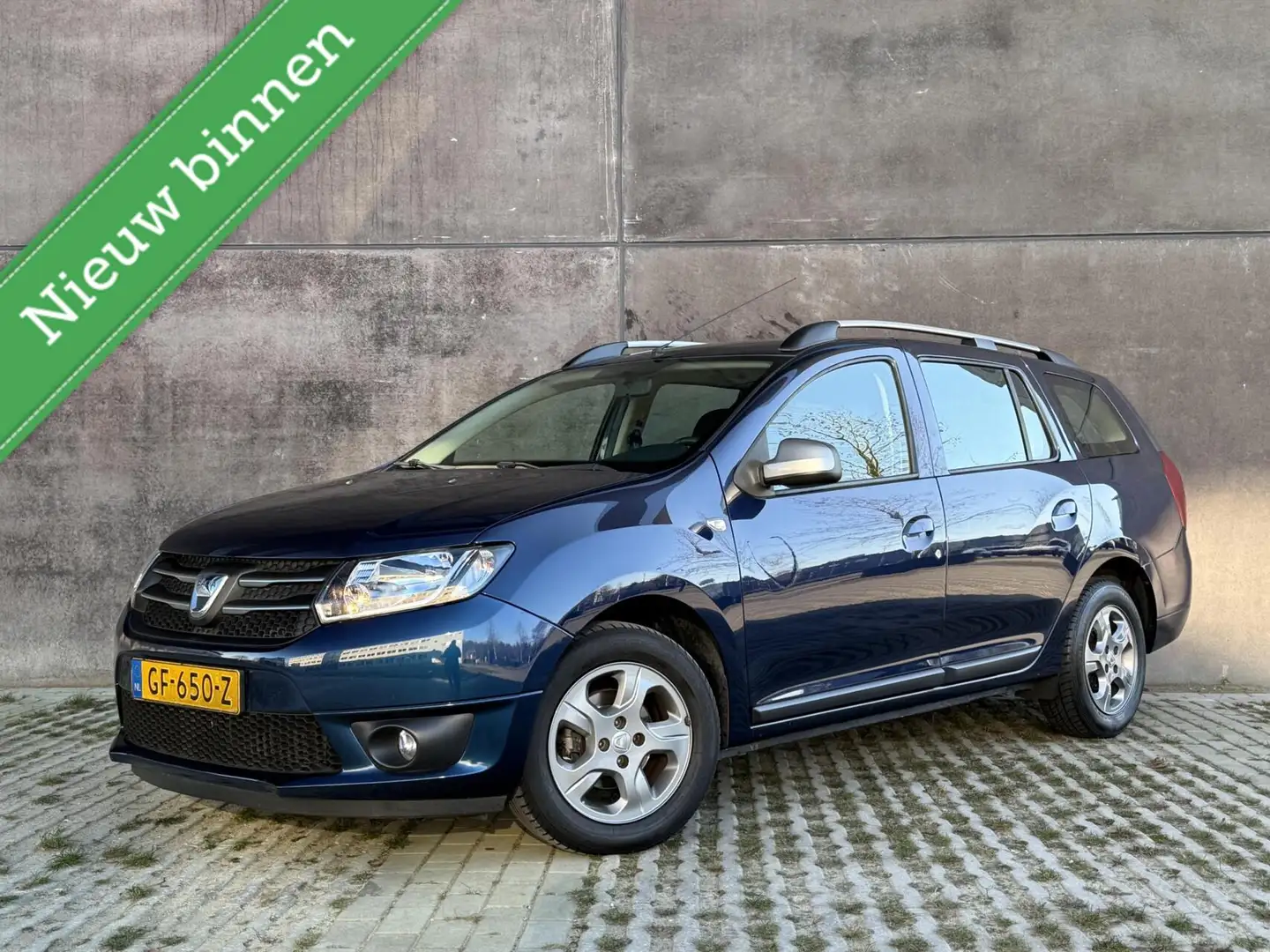 Dacia Logan MCV 0.9 TCe 10th Anniversary 1ste eigen | Trekhaak Bleu - 1