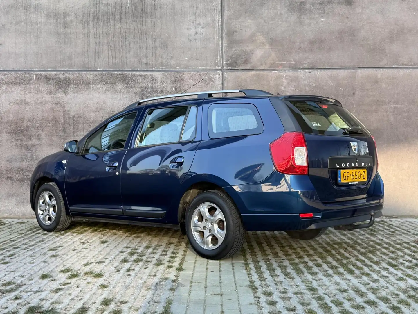 Dacia Logan MCV 0.9 TCe 10th Anniversary 1ste eigen | Trekhaak Bleu - 2