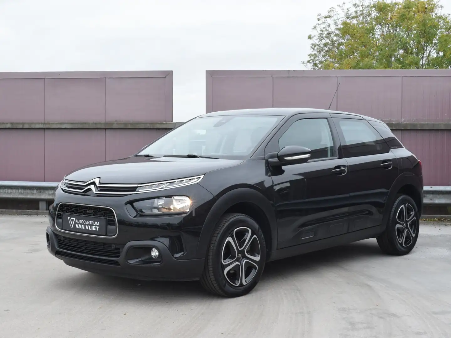 Citroen C4 Cactus 1.2 PureTech Business NAVIGATIE | PARKEERSENSOREN Zwart - 2