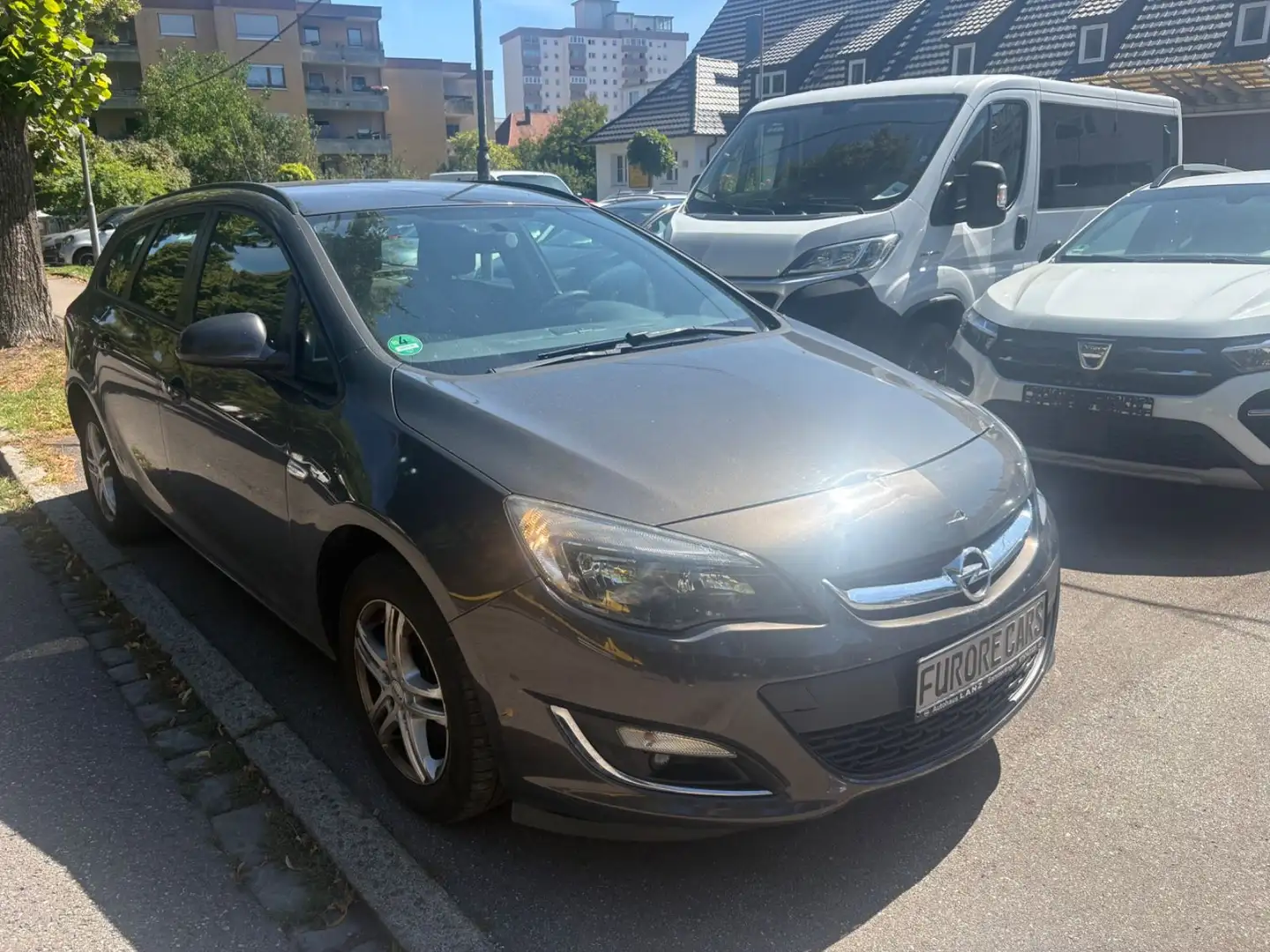 Opel Astra J Sports Tourer Edition EURO 5 03-2026 Grau - 2
