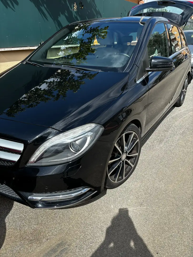 Mercedes-Benz B 180 cdi Premium auto Fekete - 1