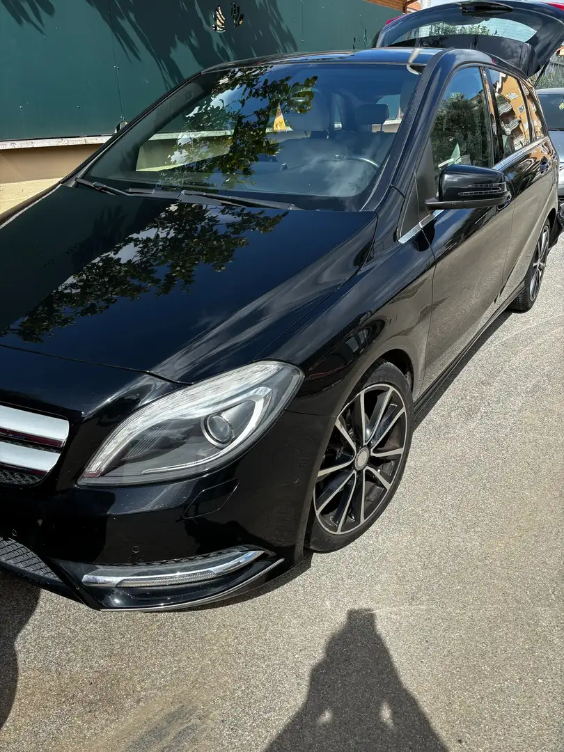 Mercedes-Benz B 180 cdi Premium auto Schwarz - 1