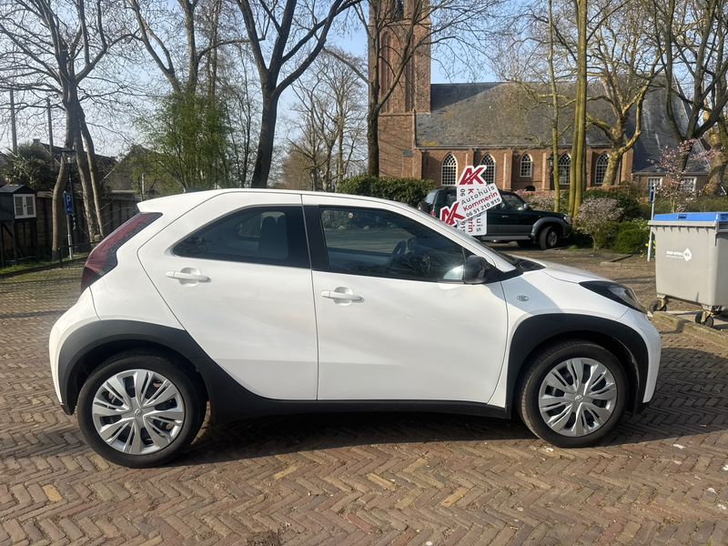Toyota Aygo X 1.0 VVT-i Play, carplay/camera. Wij zijn altijd de — photo 8
