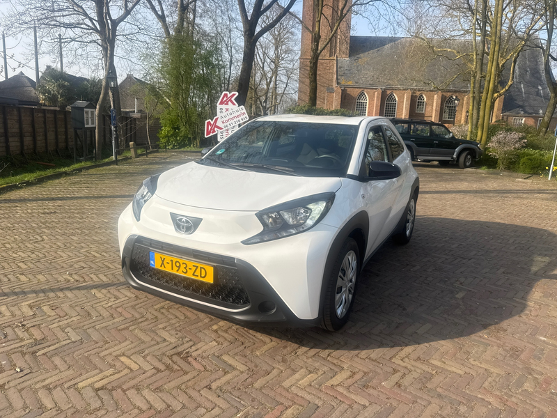 Toyota Aygo X 1.0 VVT-i Play, carplay/camera. Wij zijn altijd de