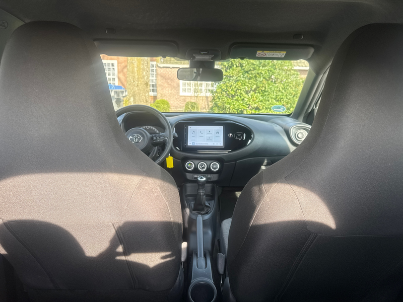 Toyota Aygo X 1.0 VVT-i Play, carplay/camera. Wij zijn altijd de — photo 13